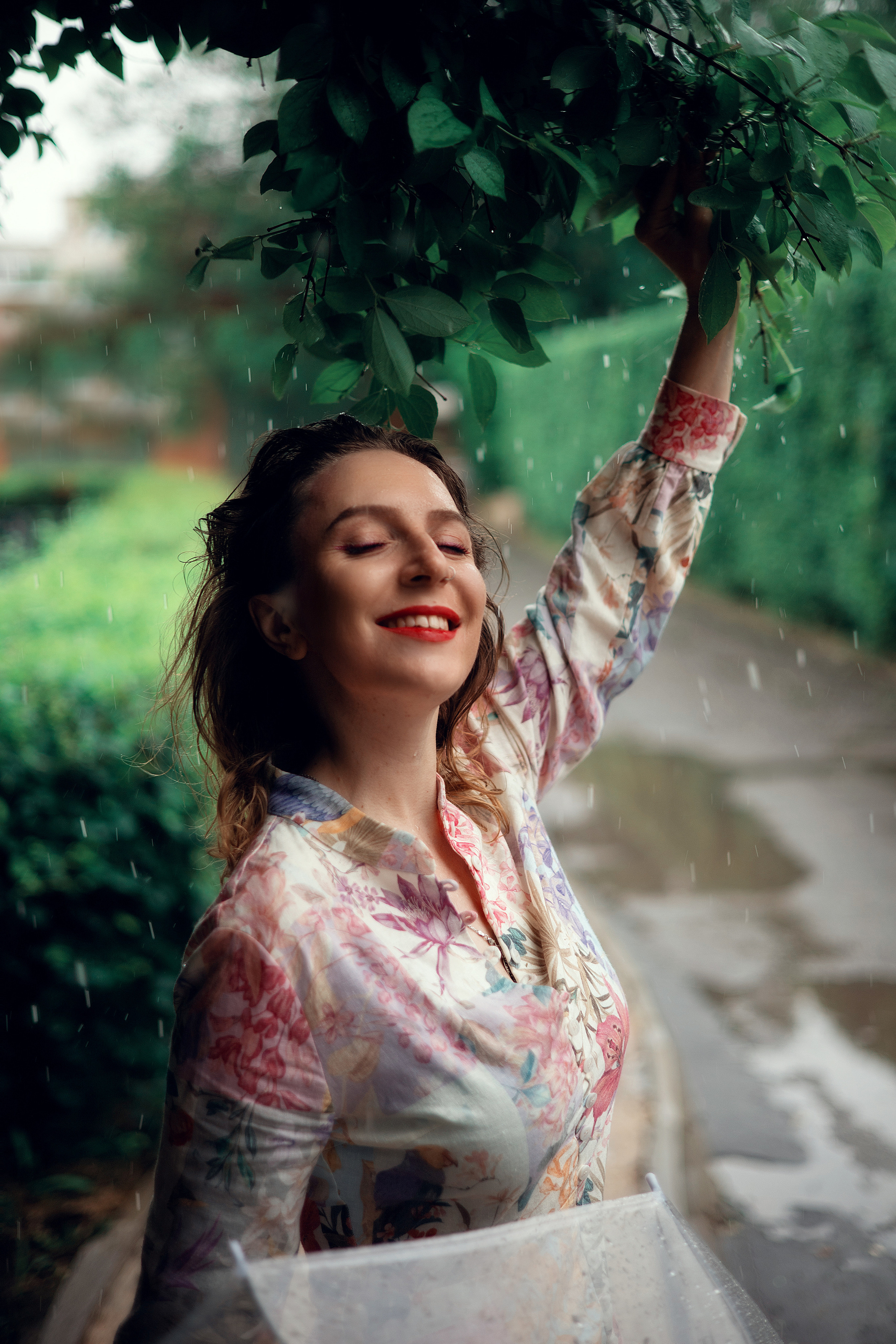 Настя под дождем. Ваш фотограф в г. Волгоград и по всей России Севастьянова Ульяна