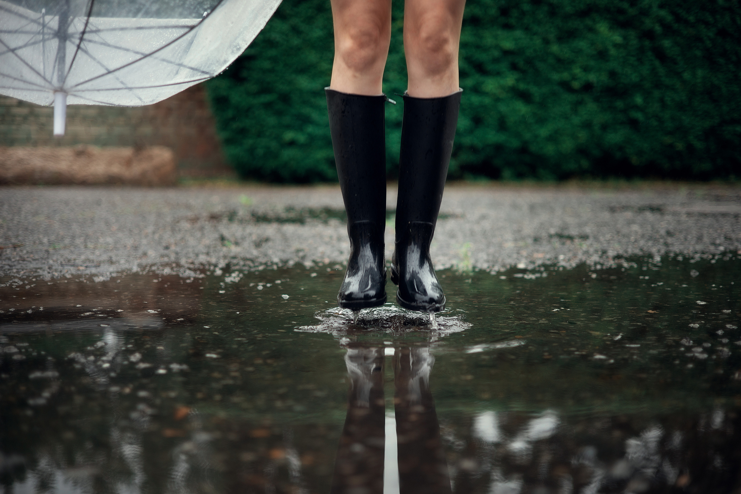 Настя под дождем. Ваш фотограф в г. Волгоград и по всей России Севастьянова Ульяна