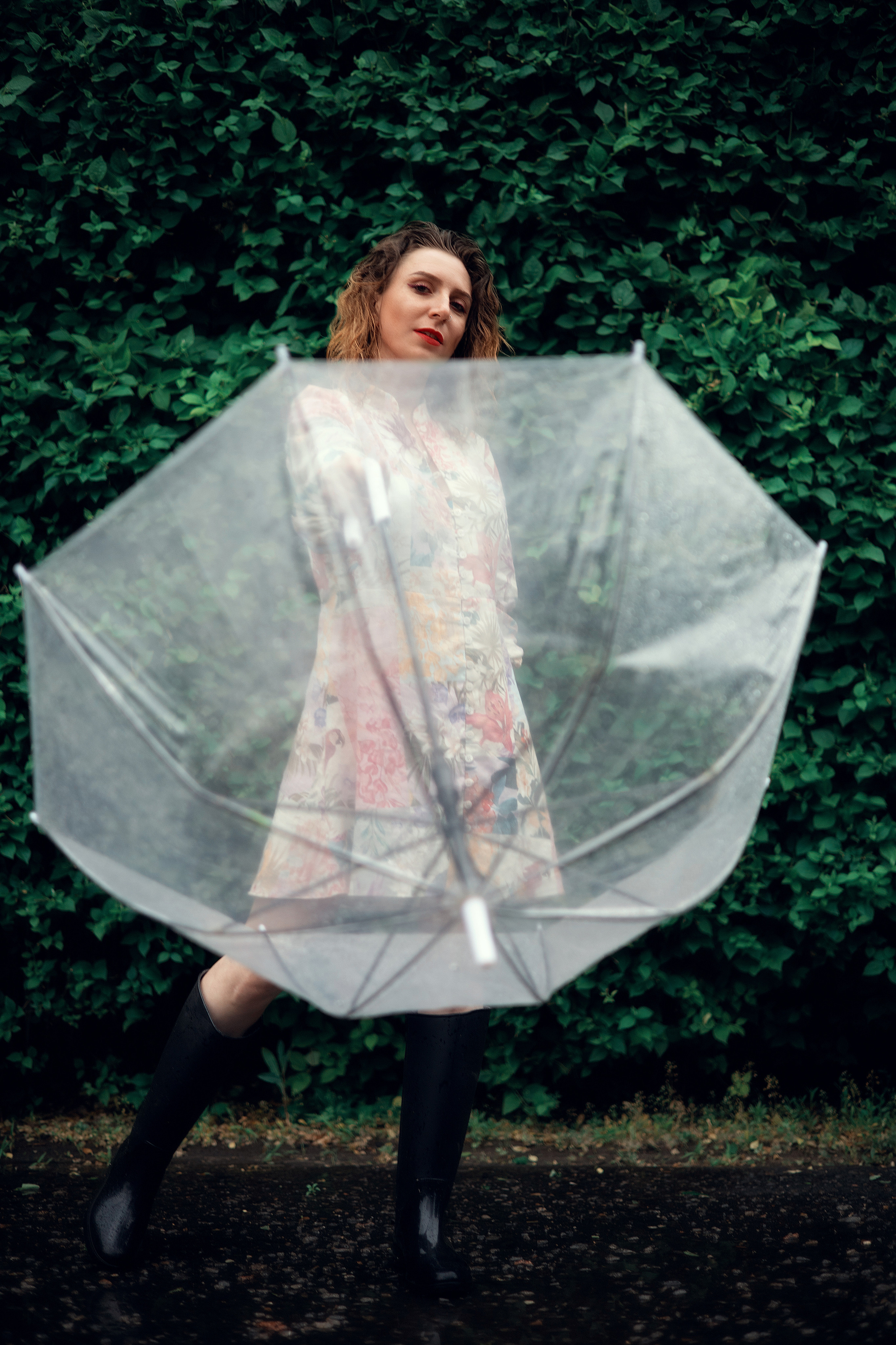 Настя под дождем. Ваш фотограф в г. Волгоград и по всей России Севастьянова Ульяна