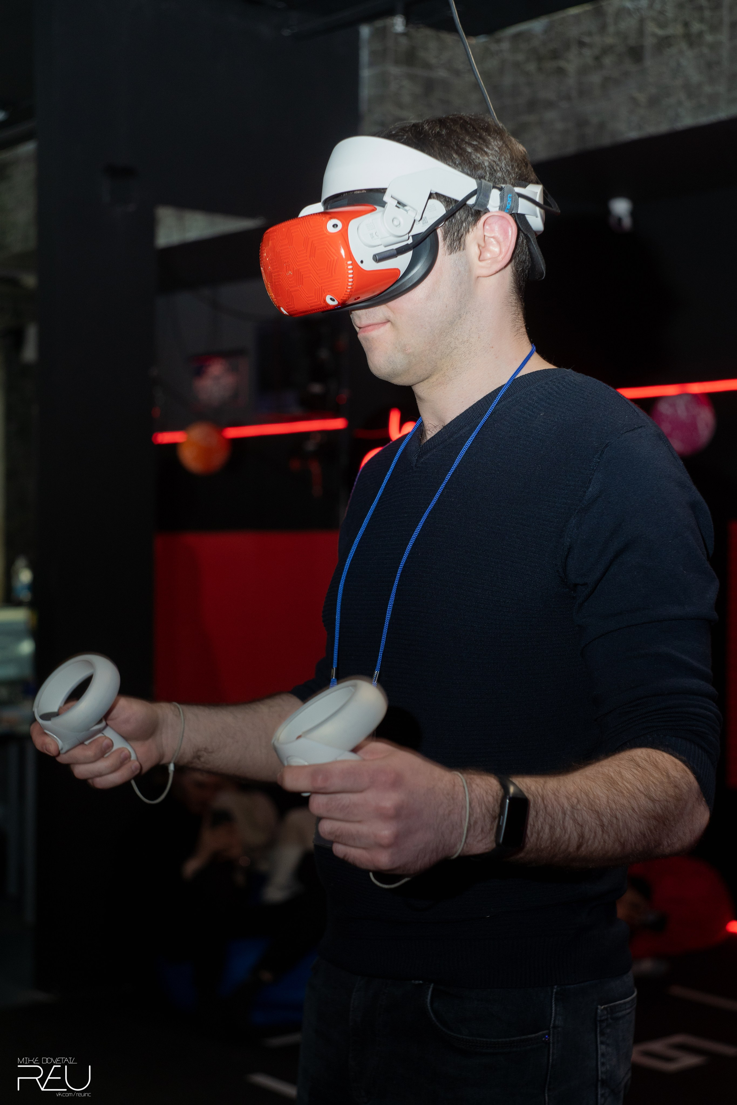 ТУРНИР ПО VR. Mike Dovetail | Портретный и репортажный фотограф