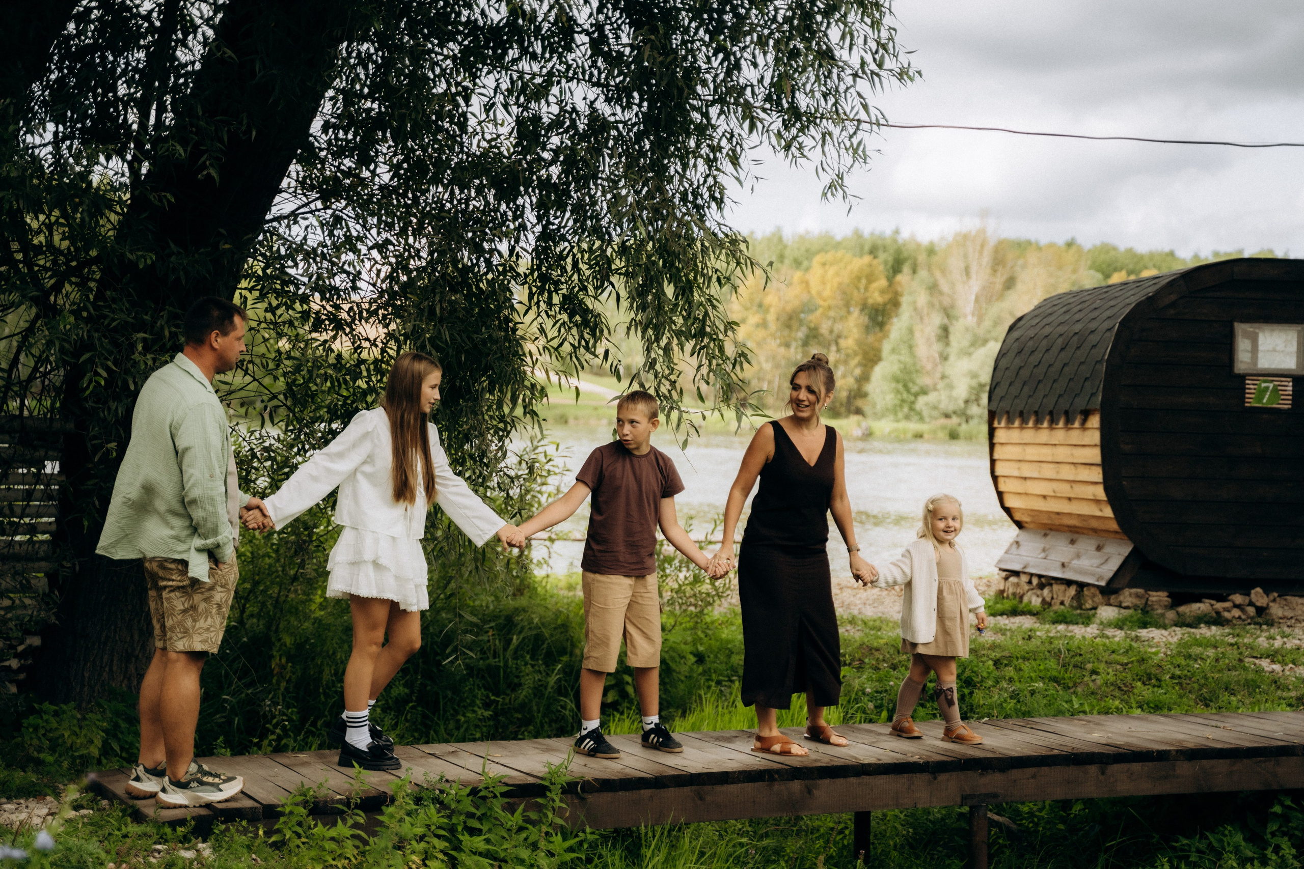 Семья в Березовой роще. Фотограф в городе Бирск Самойлова Екатерина
