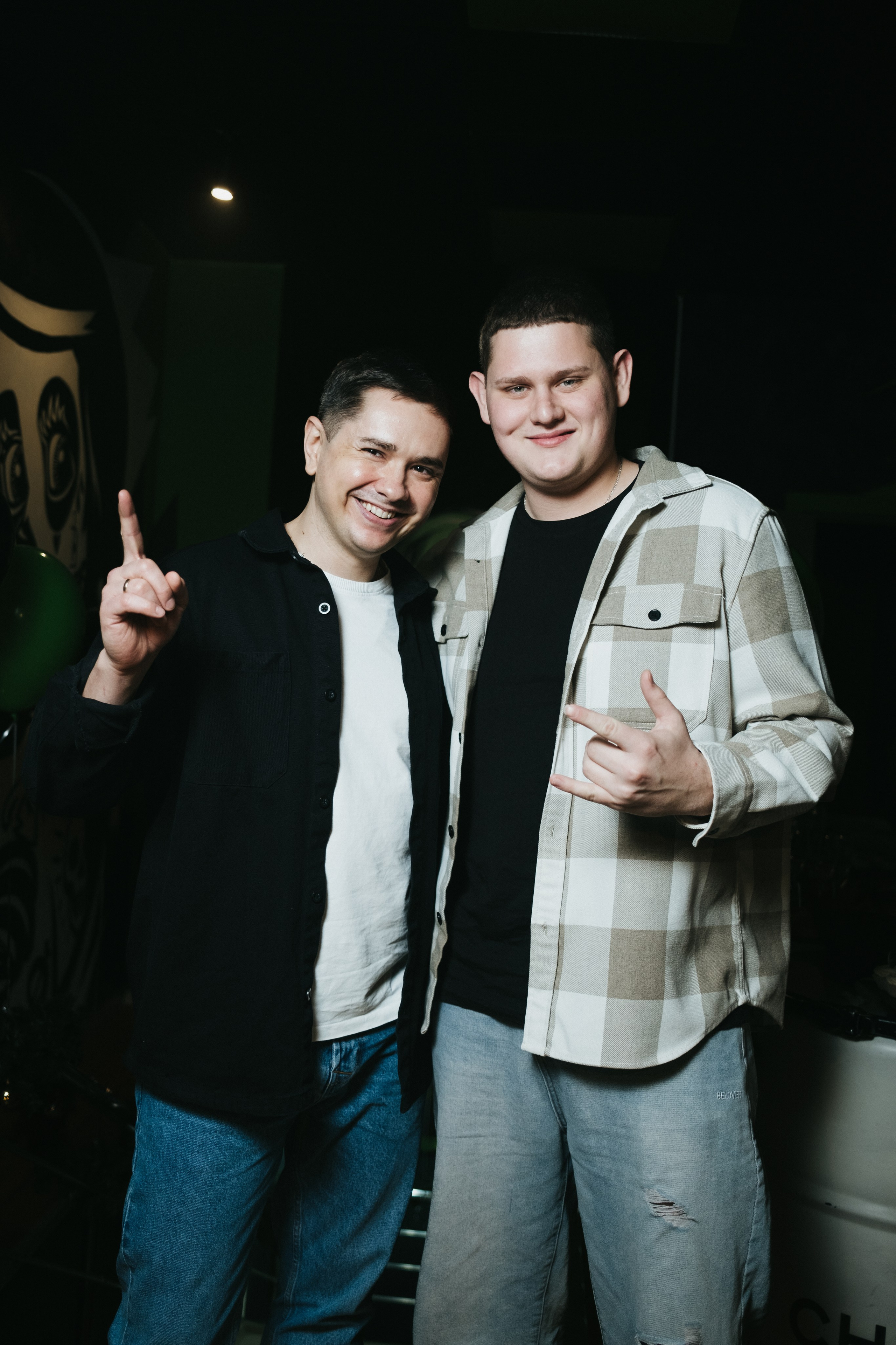 День рождения кальяной NUASMOKE 11 лет. Свадебный и репортажной фотограф Денис Ожигин в Краснодаре и Краснодарском крае