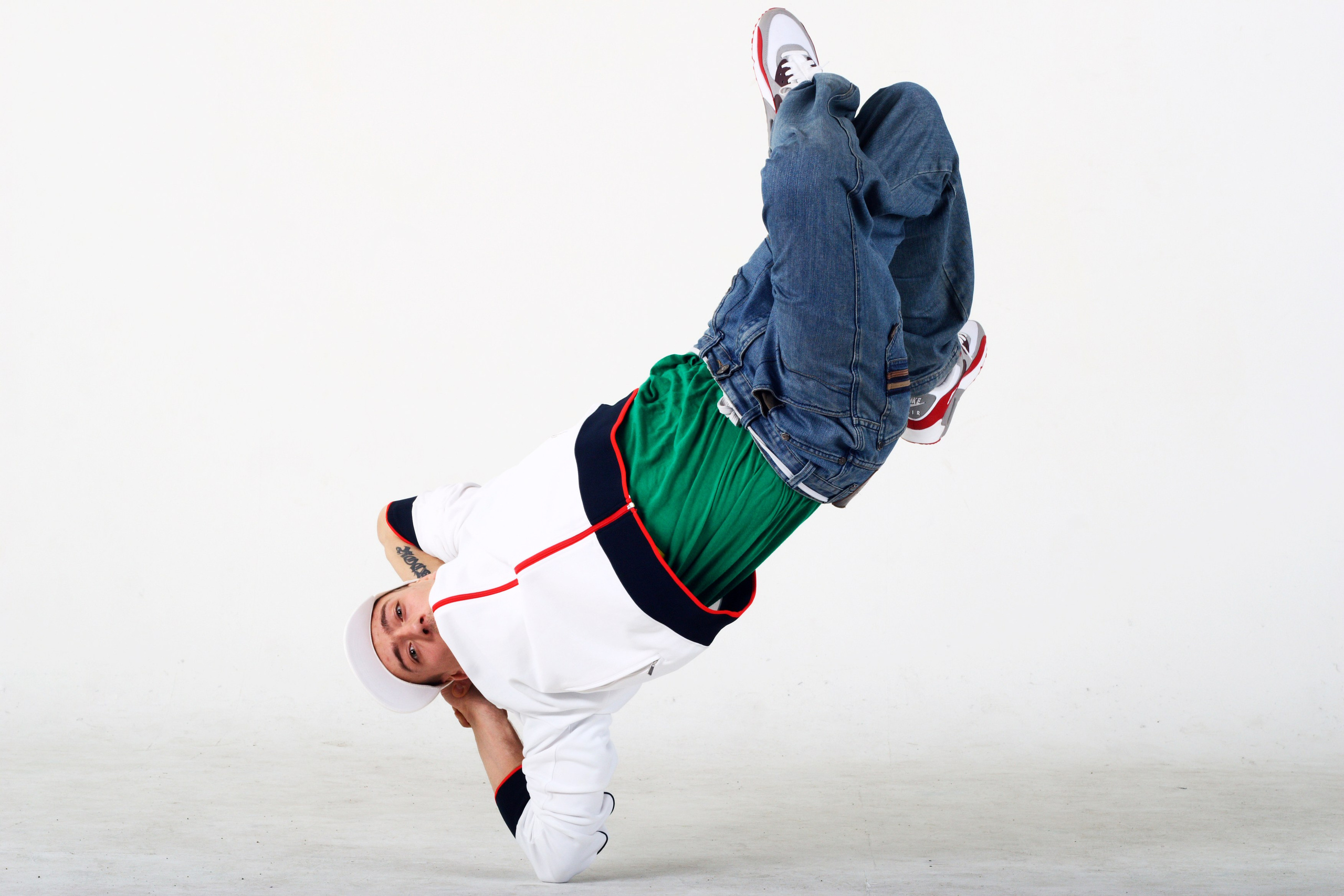 Фотосессия TOP9 — многократных чемпионов мира по брейкингу. Фотограф в Киришах, Санкт-Петербурге и Ленинградской области