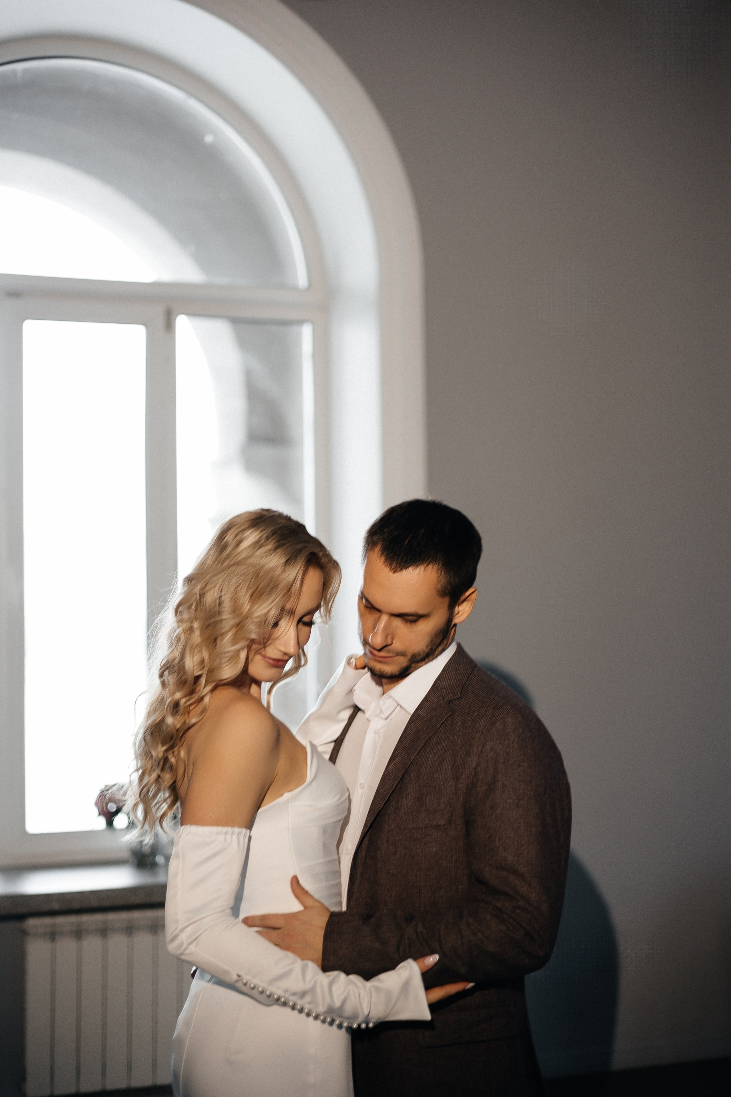 Максим и Анастасия (прогулка). Фотограф свадебный семейный в Красноярске Шукшина Наталья