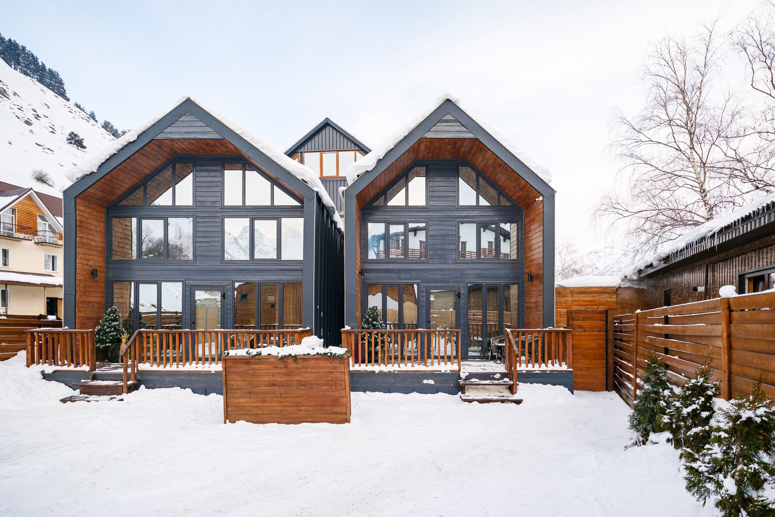 Коттеджи «Rest Time» Терскол. Фотограф на Эльбрусе • Роман Шатхин