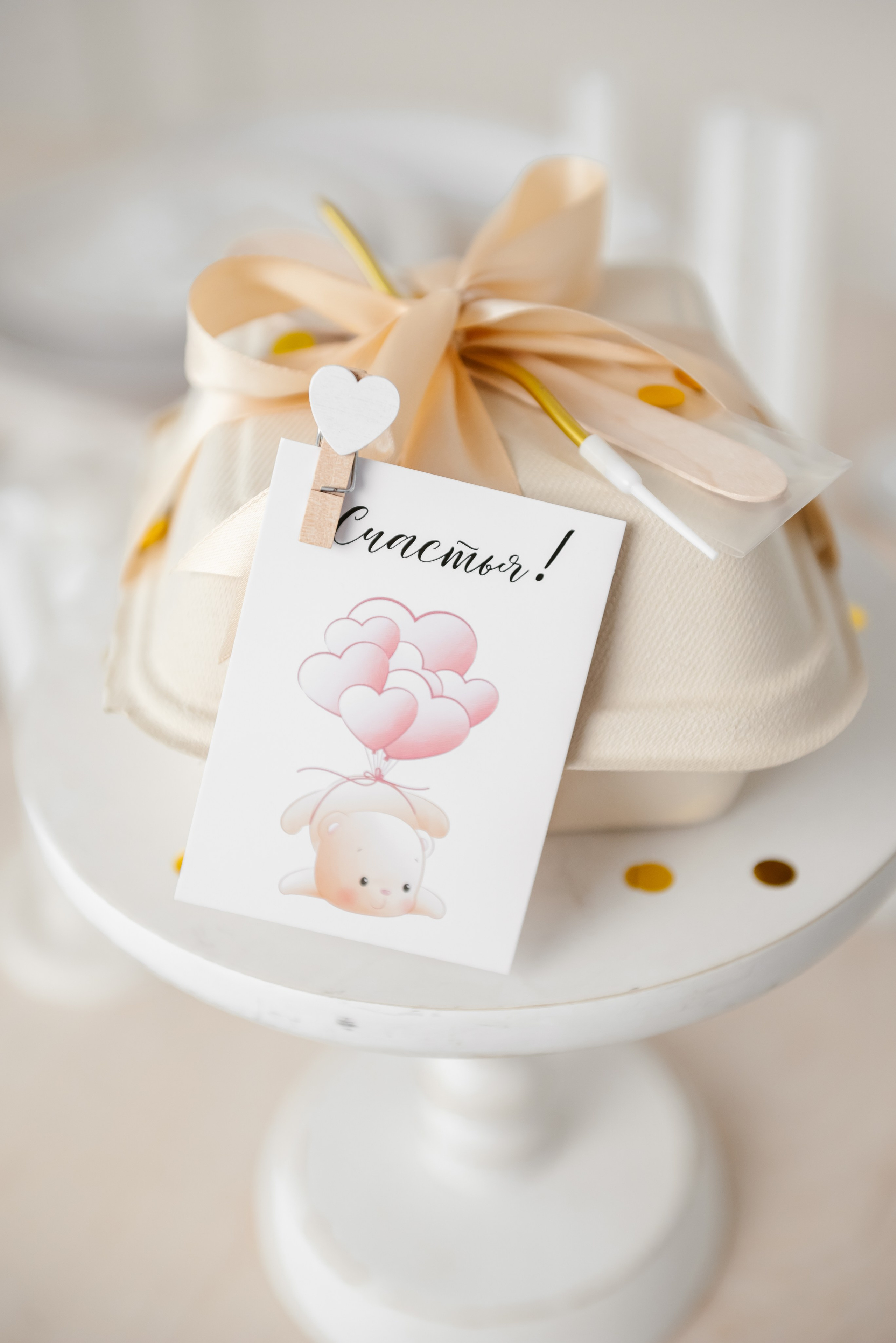 Семейная фотосессия в студии WOOD Кемерово