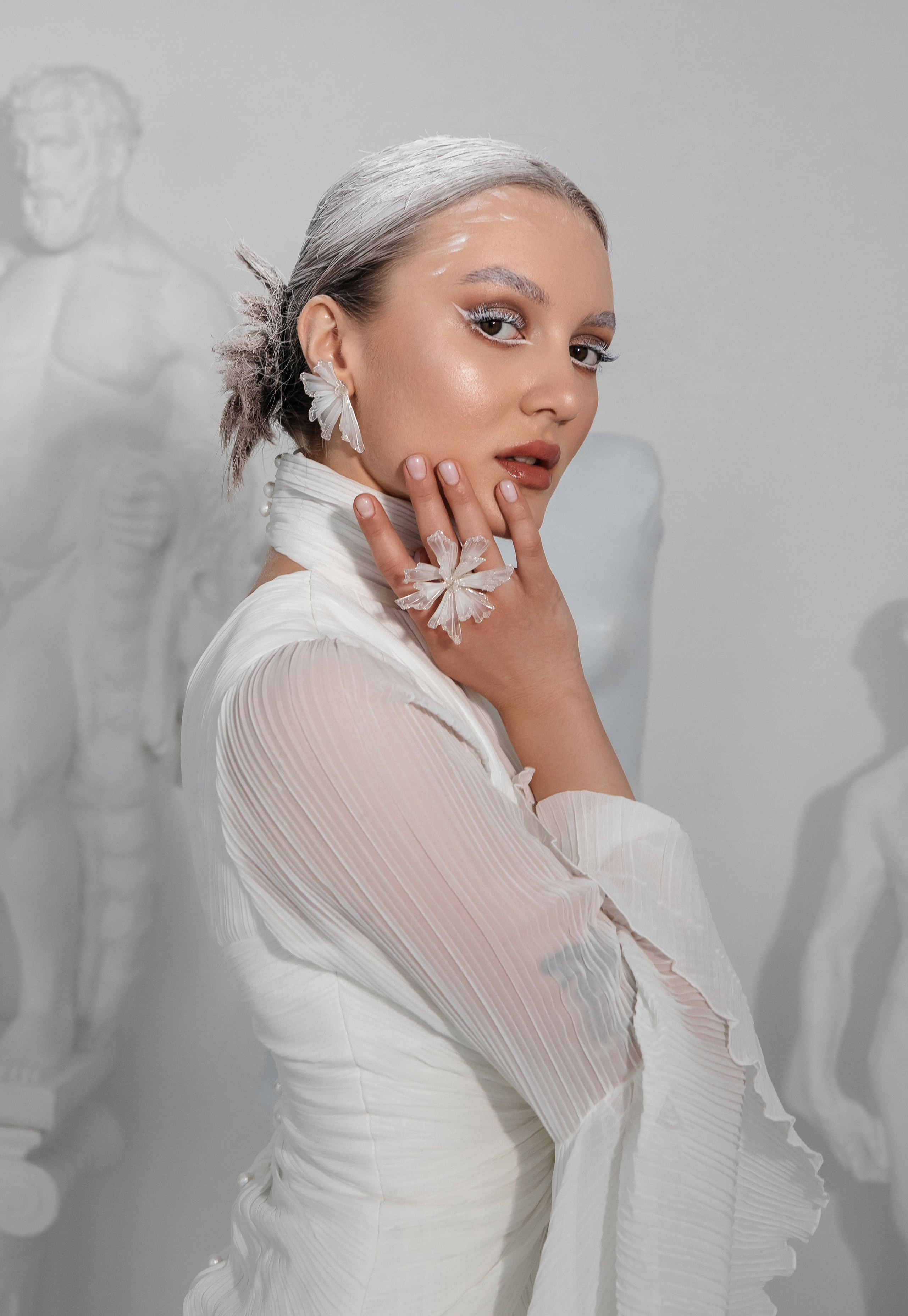 Для бренда украшений Оксана Туз. Свадебный и семейный фотограф Ибрагимова Мария из Екатеринбурга