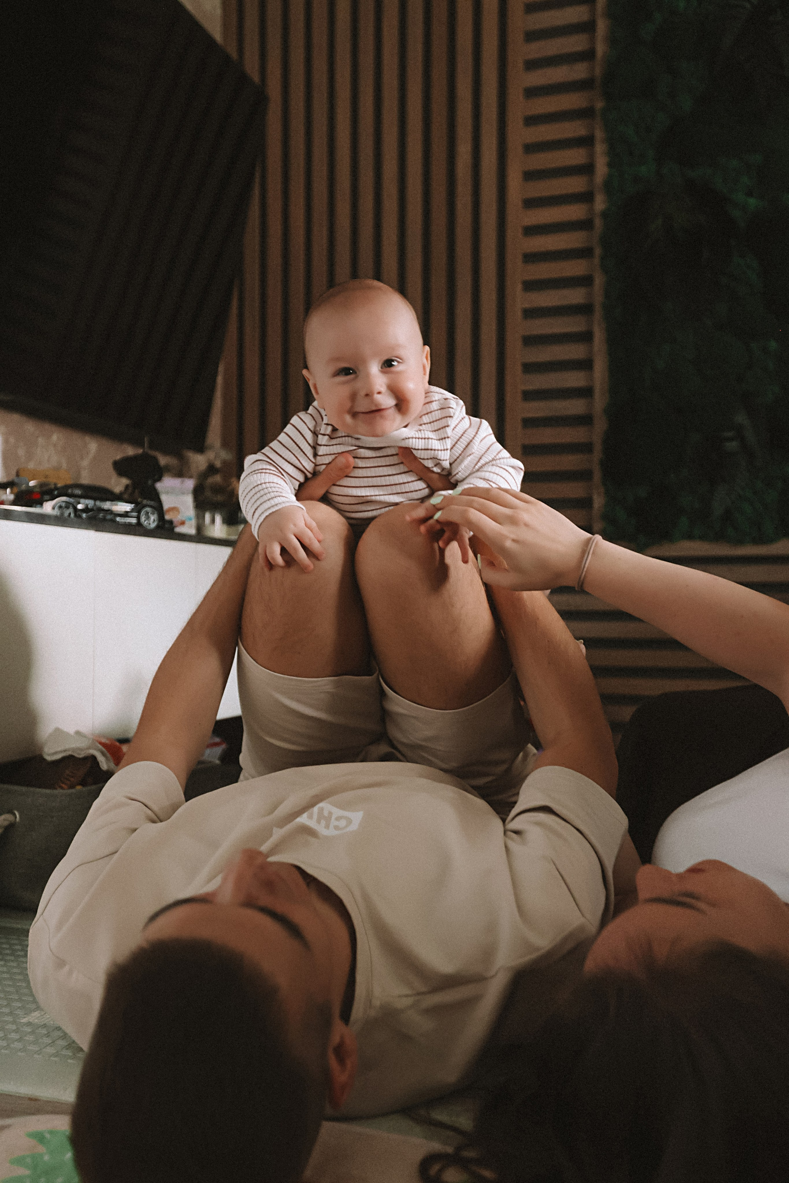 Мише 8 месяцев. Семейный фотограф Тюмень, фотограф на роды Салмина Мария