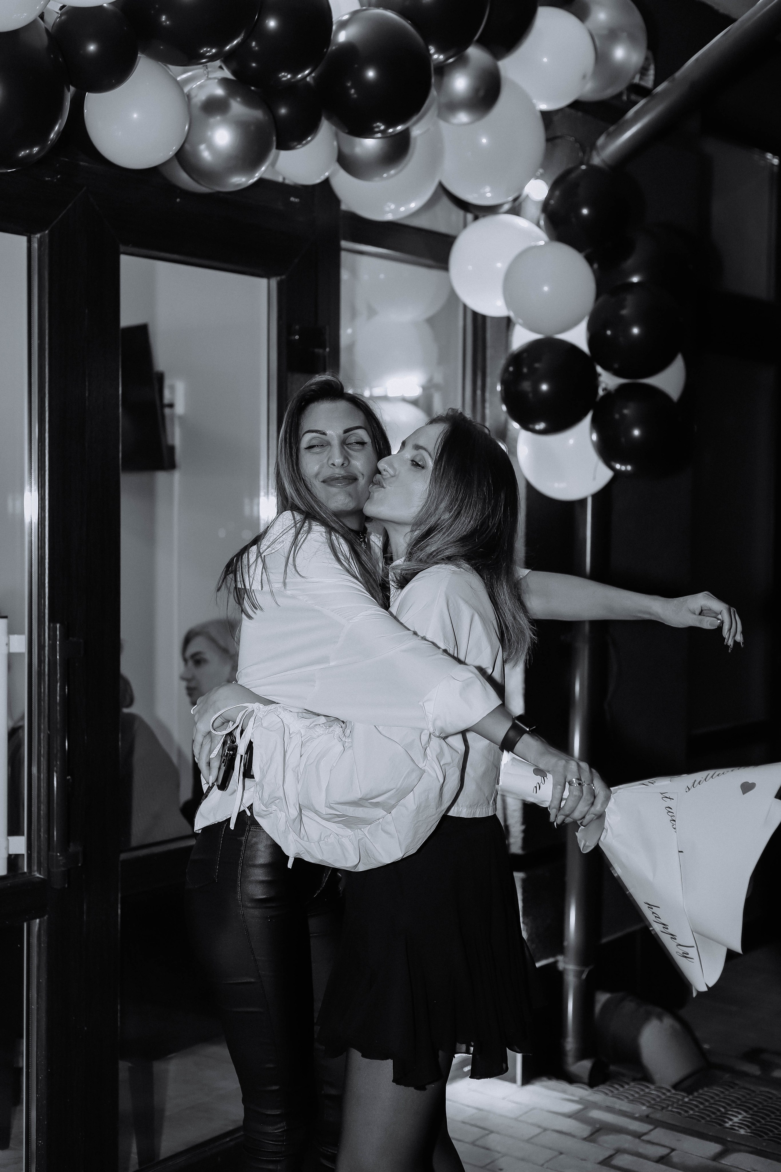 Открытие салона Black&White. Женский/Детский фотограф в Симферополе Вероника Слепогина