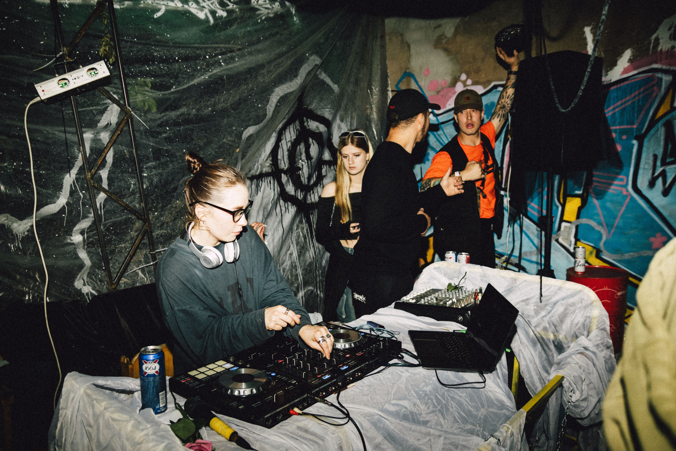 Тусовки. Фотограф Егор Огородов