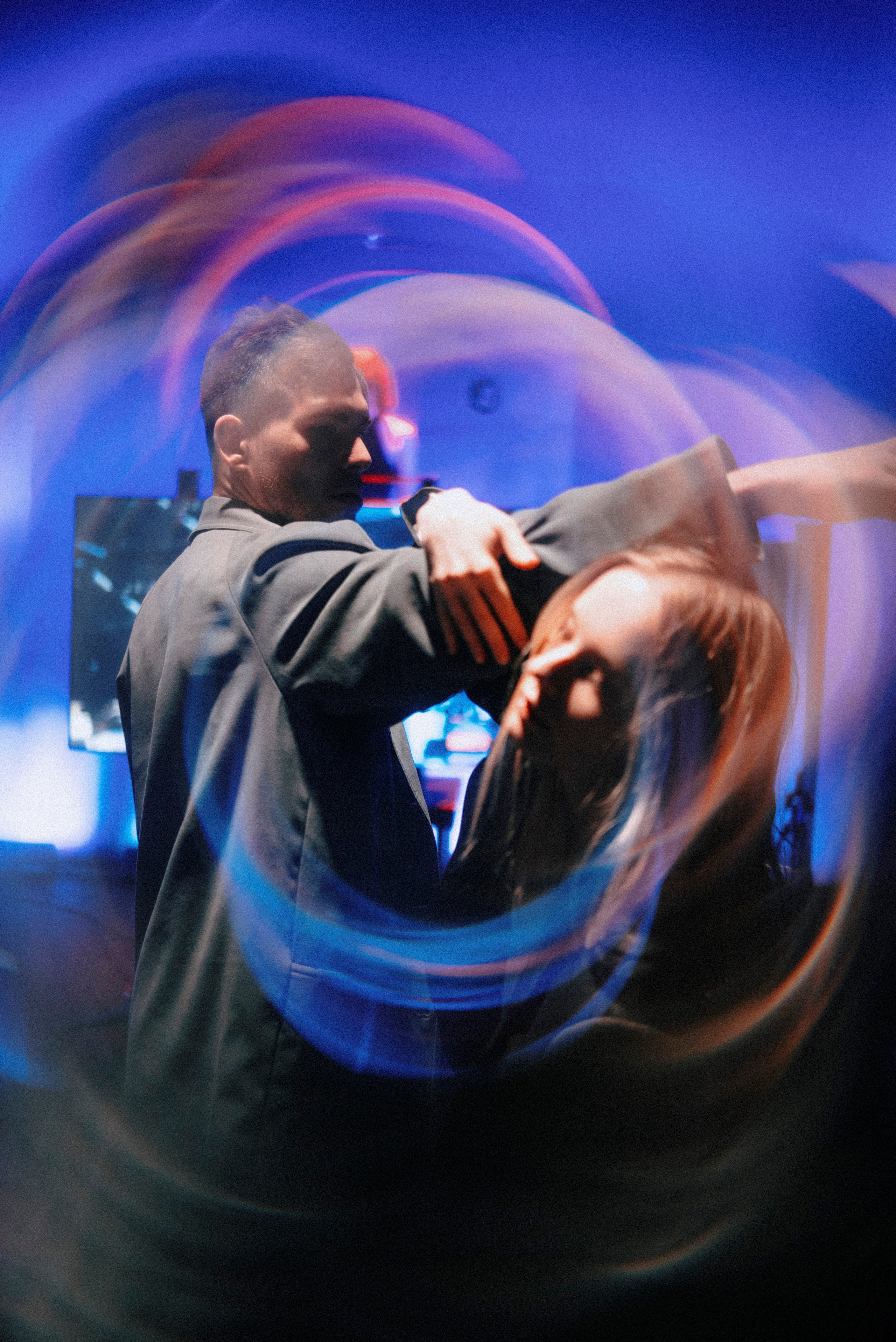 ЧЕРНЫЙ КВАДРАТ. Стрит-фотография, полная абсурда, идиотизма и красоты