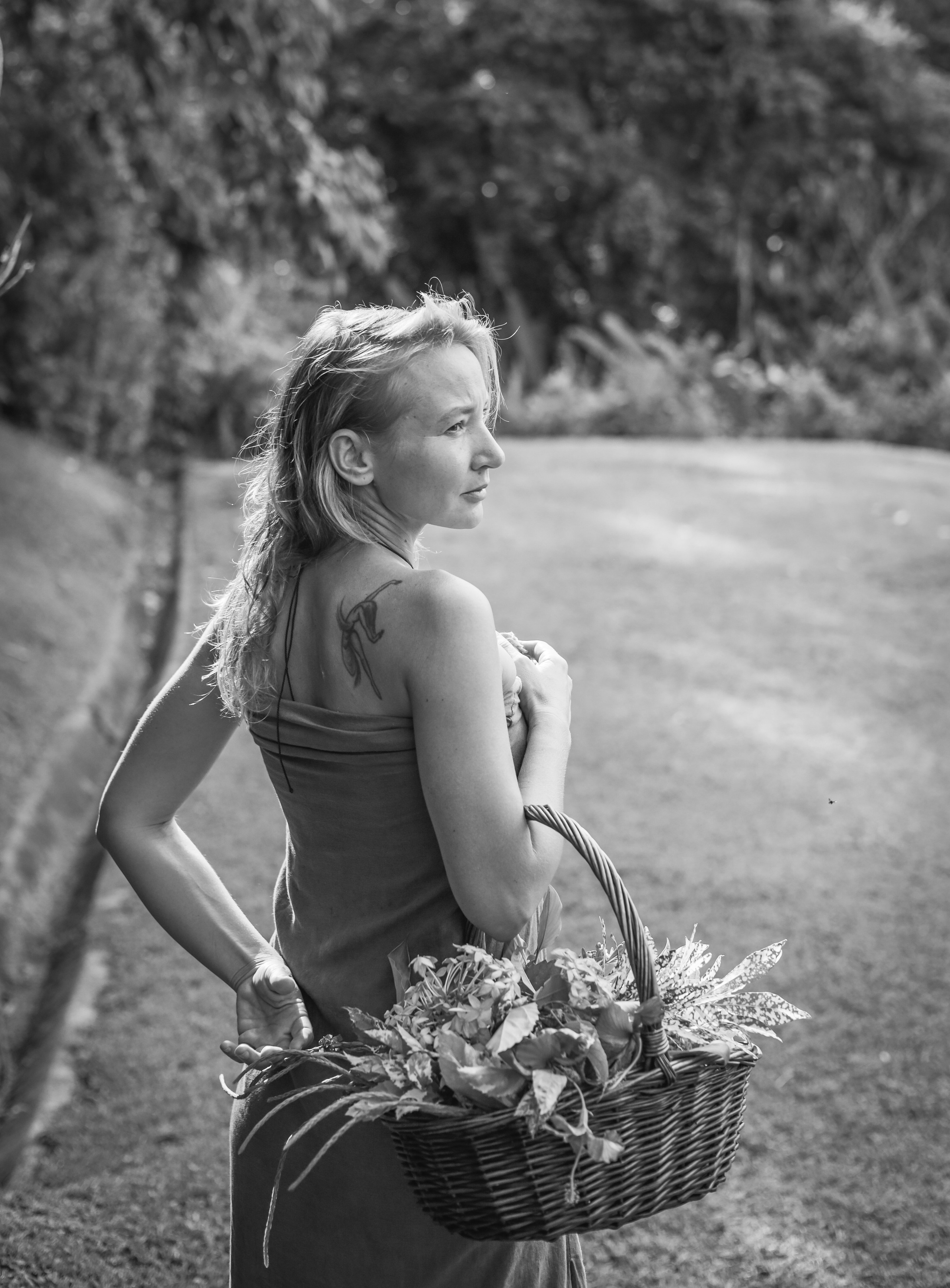 Nana sacral therapy master. Family, portrait, content photo in Costa Rica Evgeniya Besprozvannykh