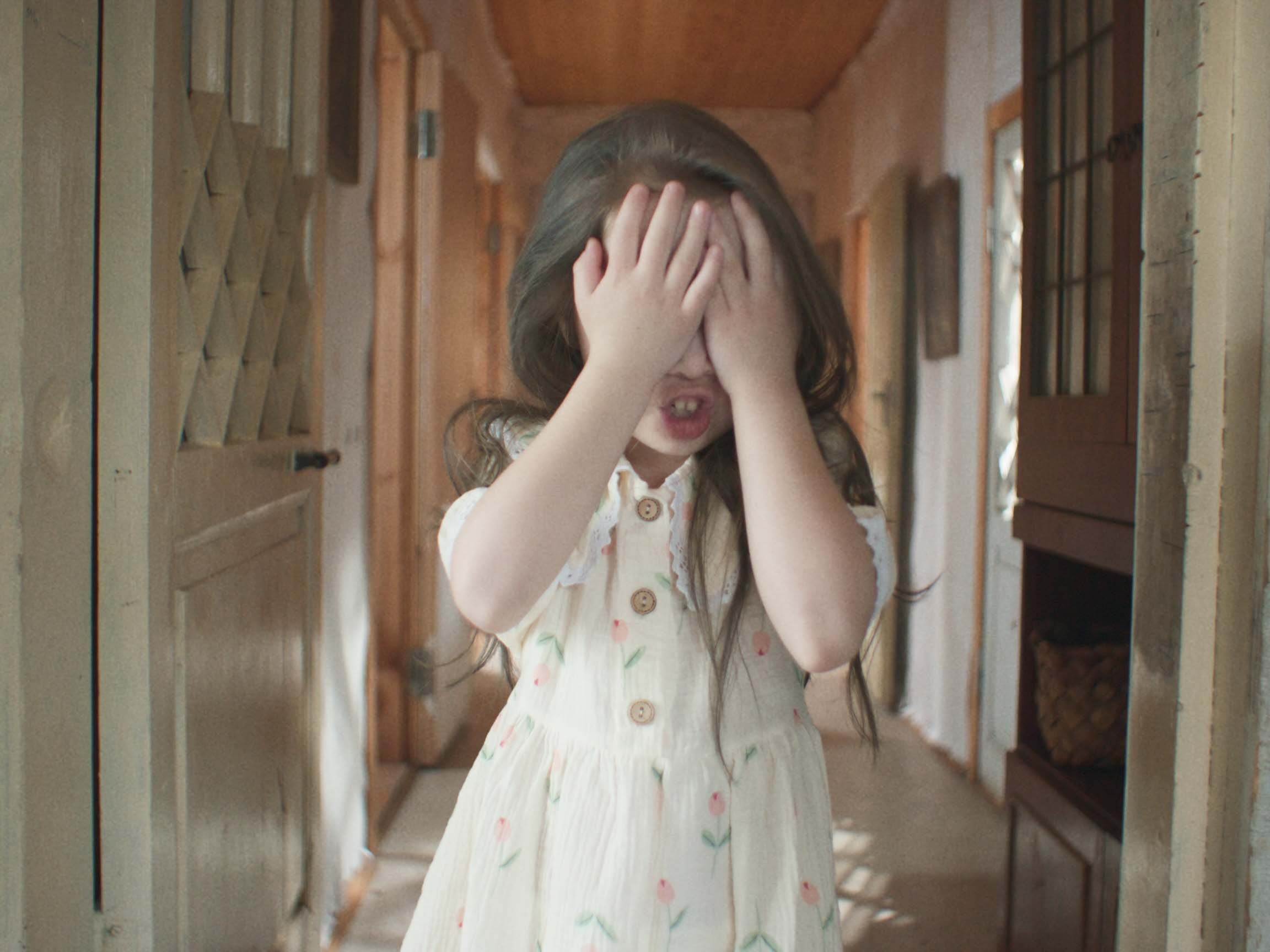 Розы Анны. Цветокоррекция видео