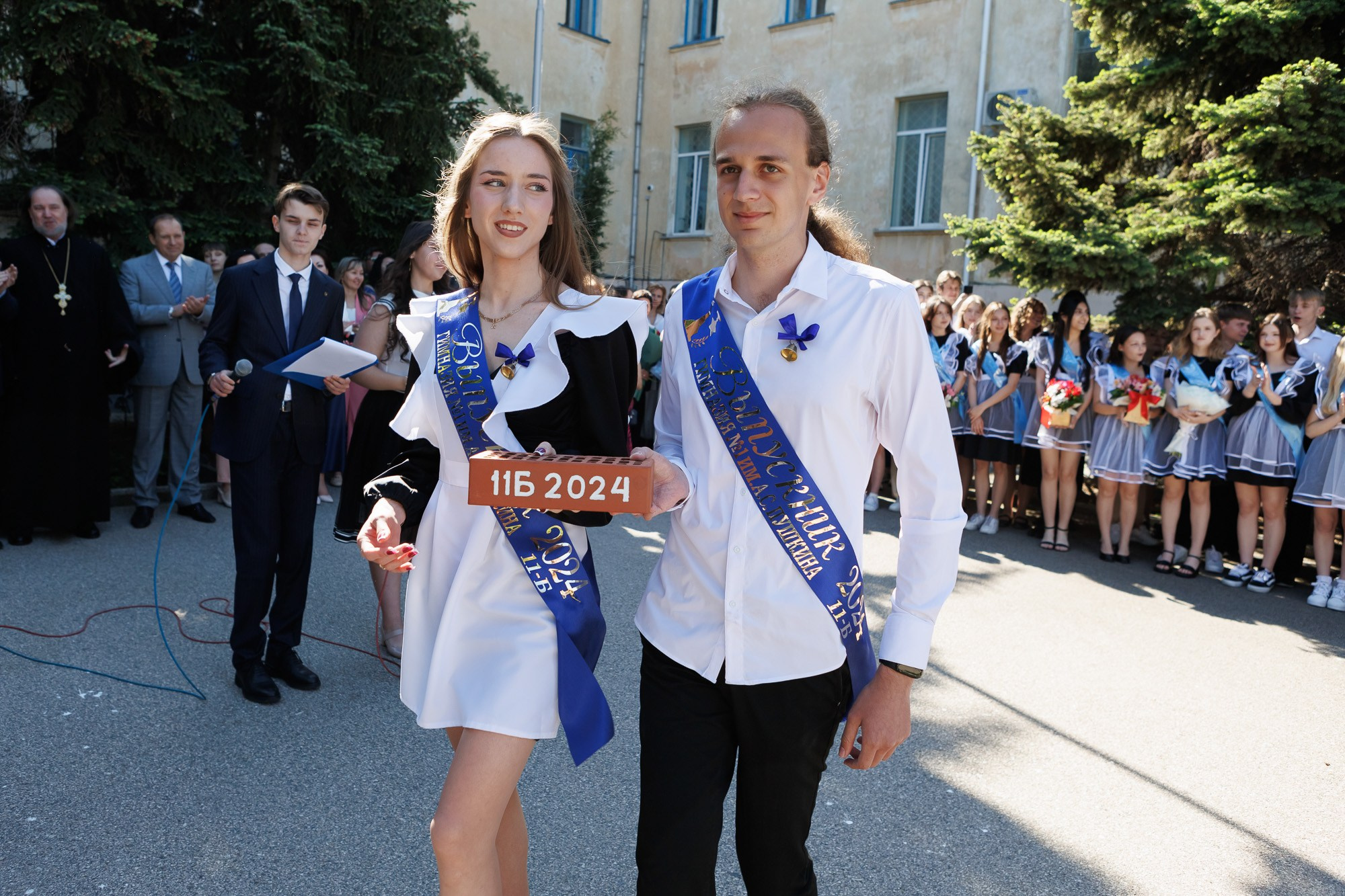 Последний звонок в Гимназии № 1, г. Севастополь. Свадебный фотограф, фотосъемка в Крыму, Севастополе, Симферополе, Ялте