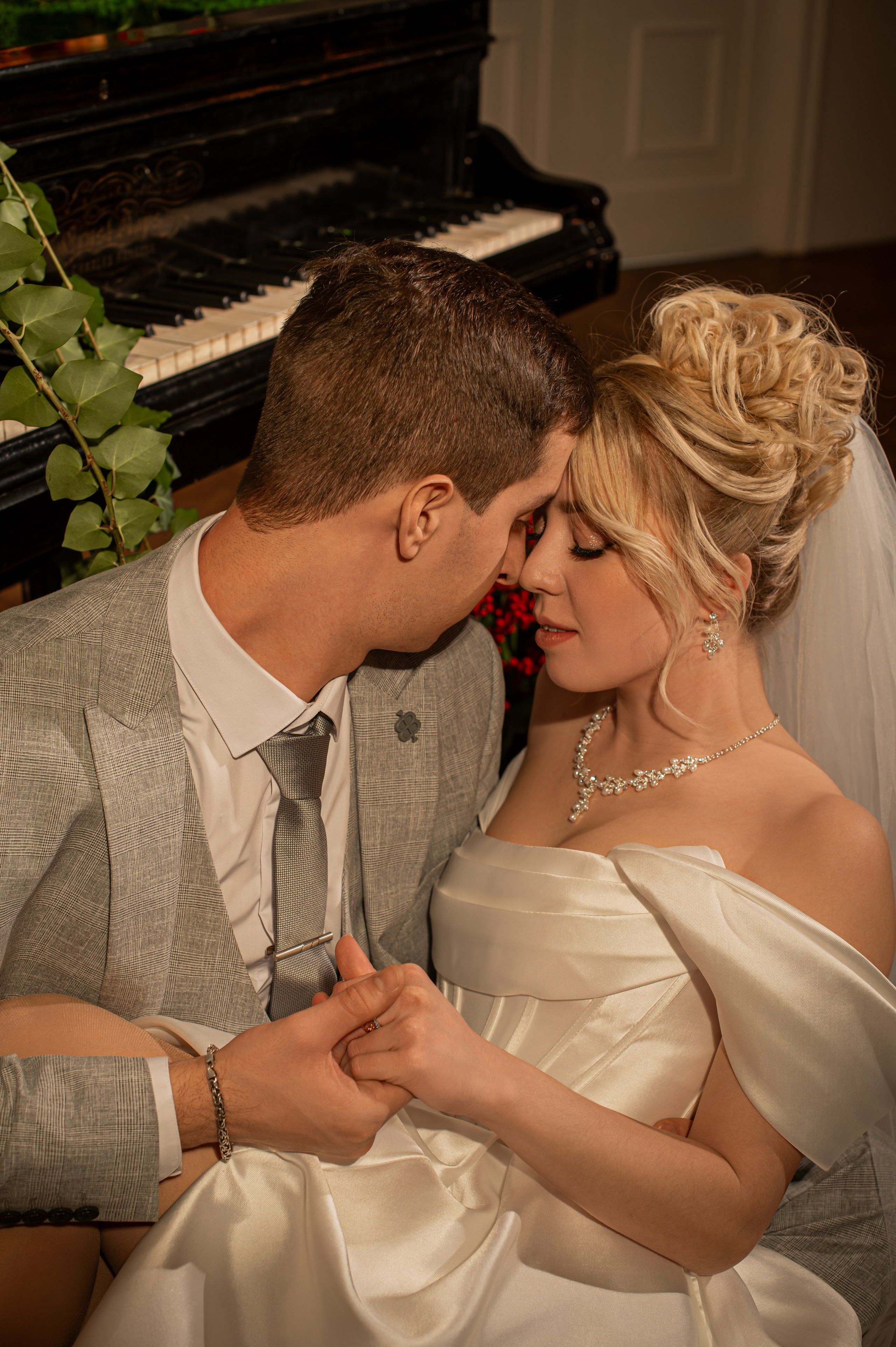 Съемка в студии, гостинице. Семейный и свадебный фотограф в Донецке Донская Анастасия