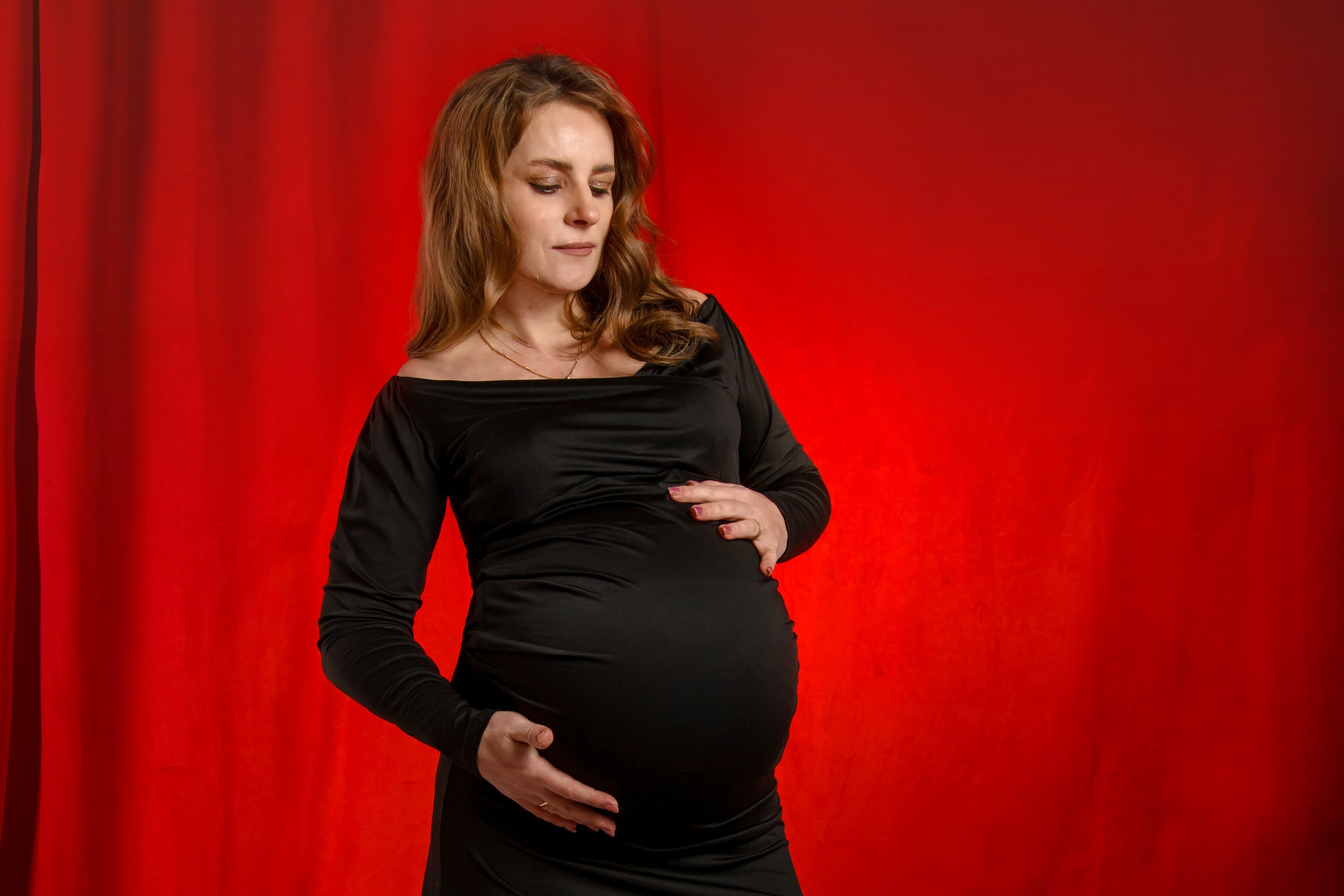 Фотосессия беременности в студии. Фотограф Оксана Сафонова г. Тольятти