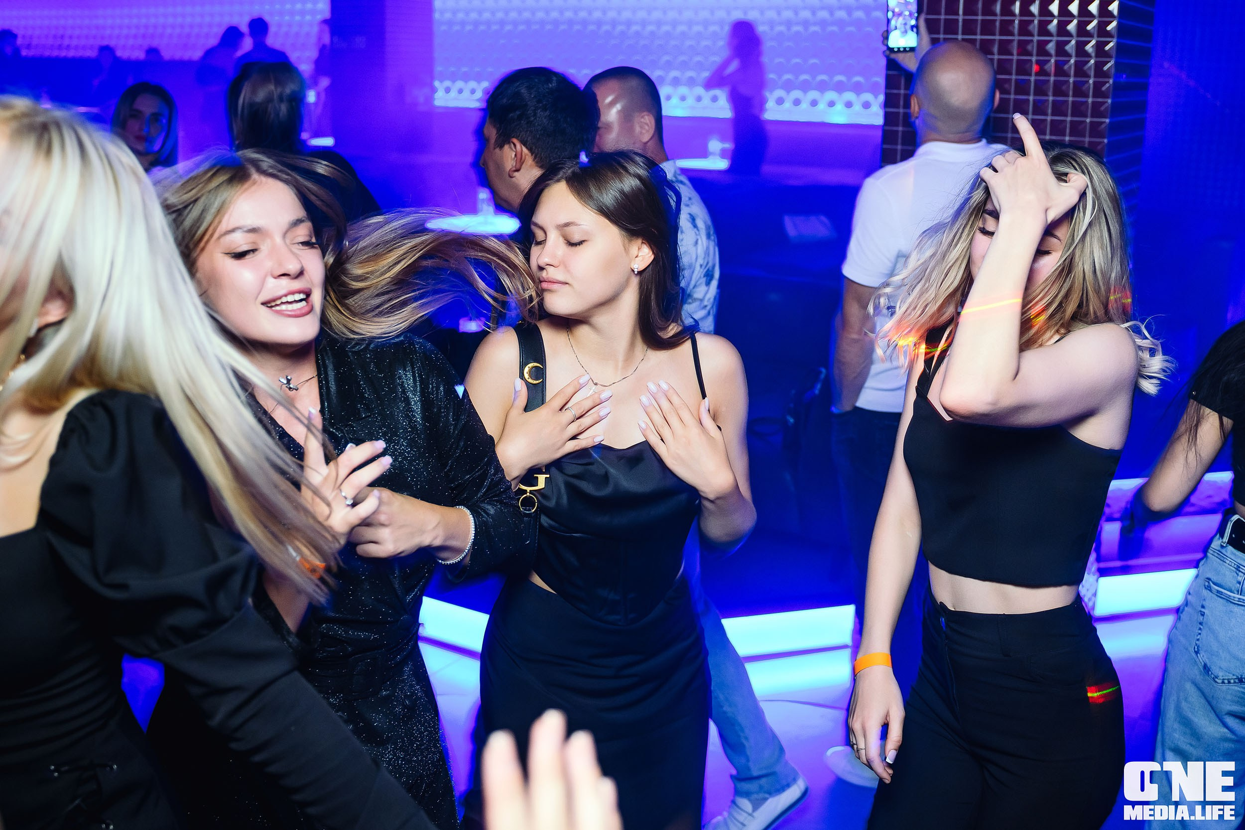 Фоторепортаж из РК Планета. One Media Life: фоторепортажи, фотоотчеты с мероприятий и заведений