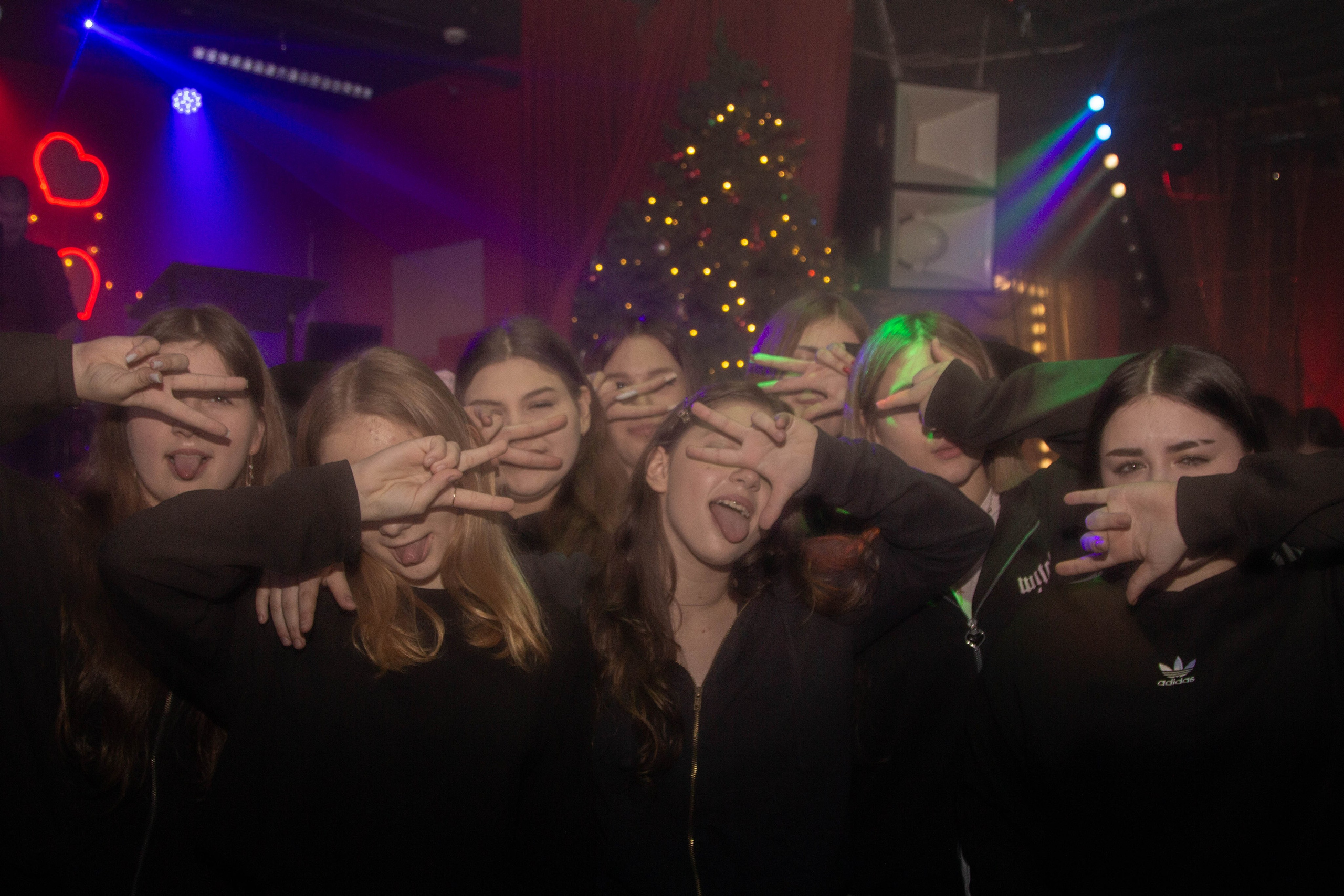 Клуб Serdce. Ладно