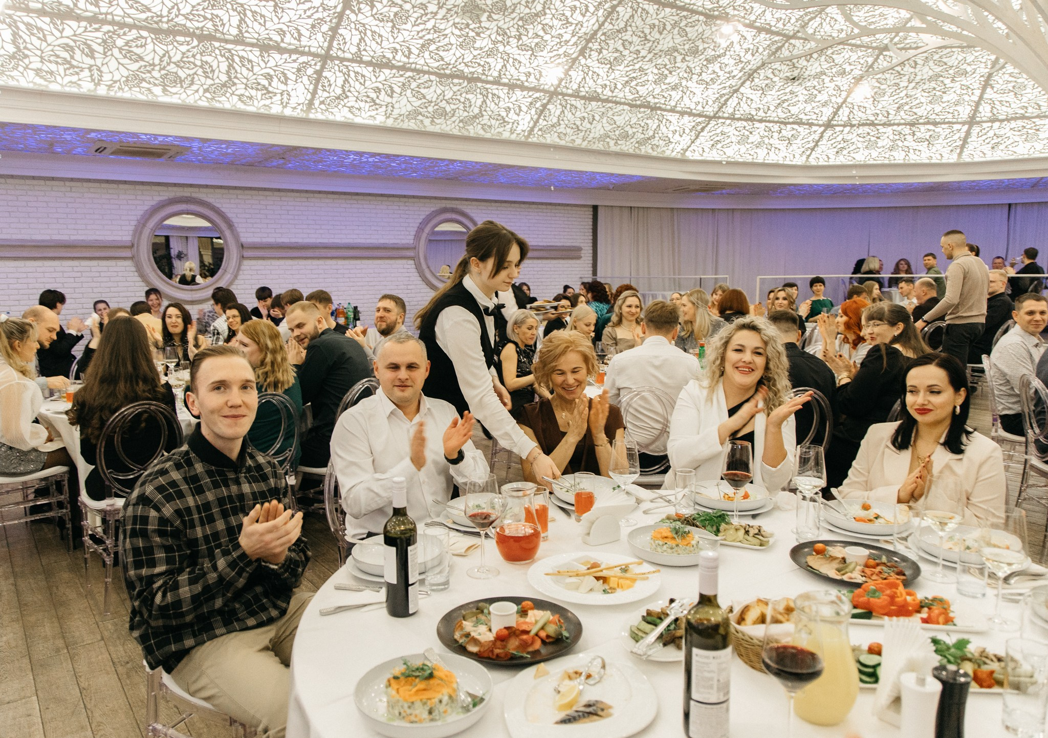 Интрополис. Артём Бачурин — свадебный фотограф Воронеж