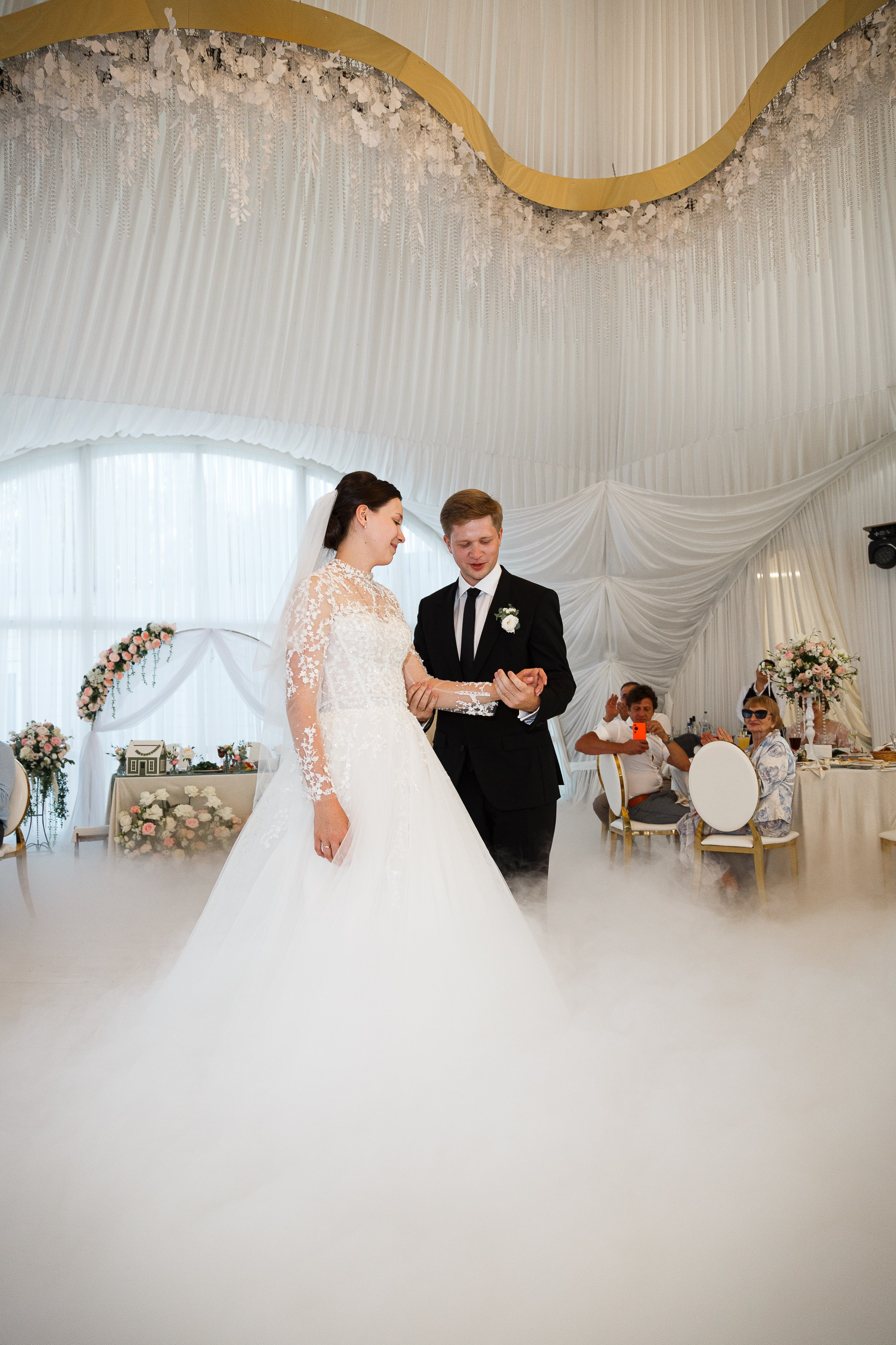 Фотограф на свадьбу в Юдино Парк.