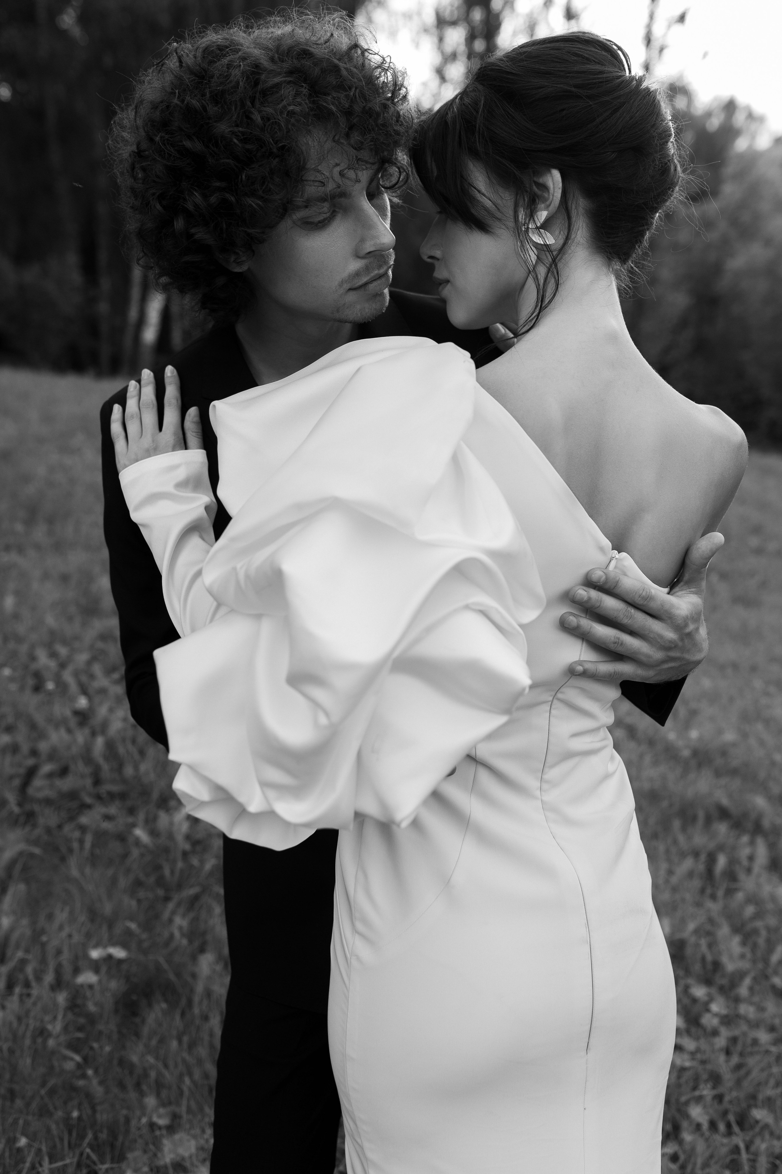 Нежная прогулка за городом. Свадебный фотограф Елена Рубцова