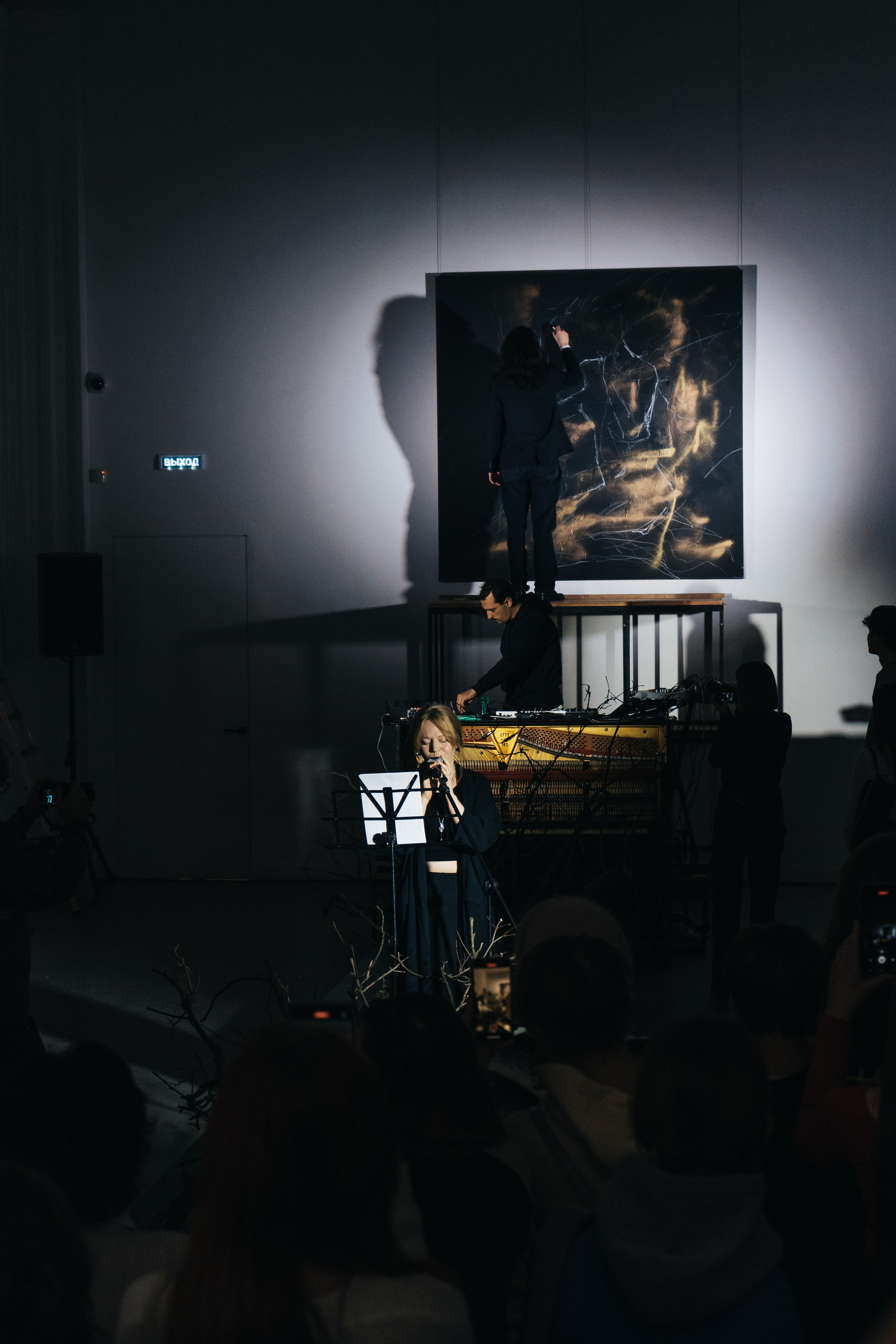 Выставка Юрия Литарова. Всё рождается. Всё продолжается. Портретный фотограф Нижний Новгород