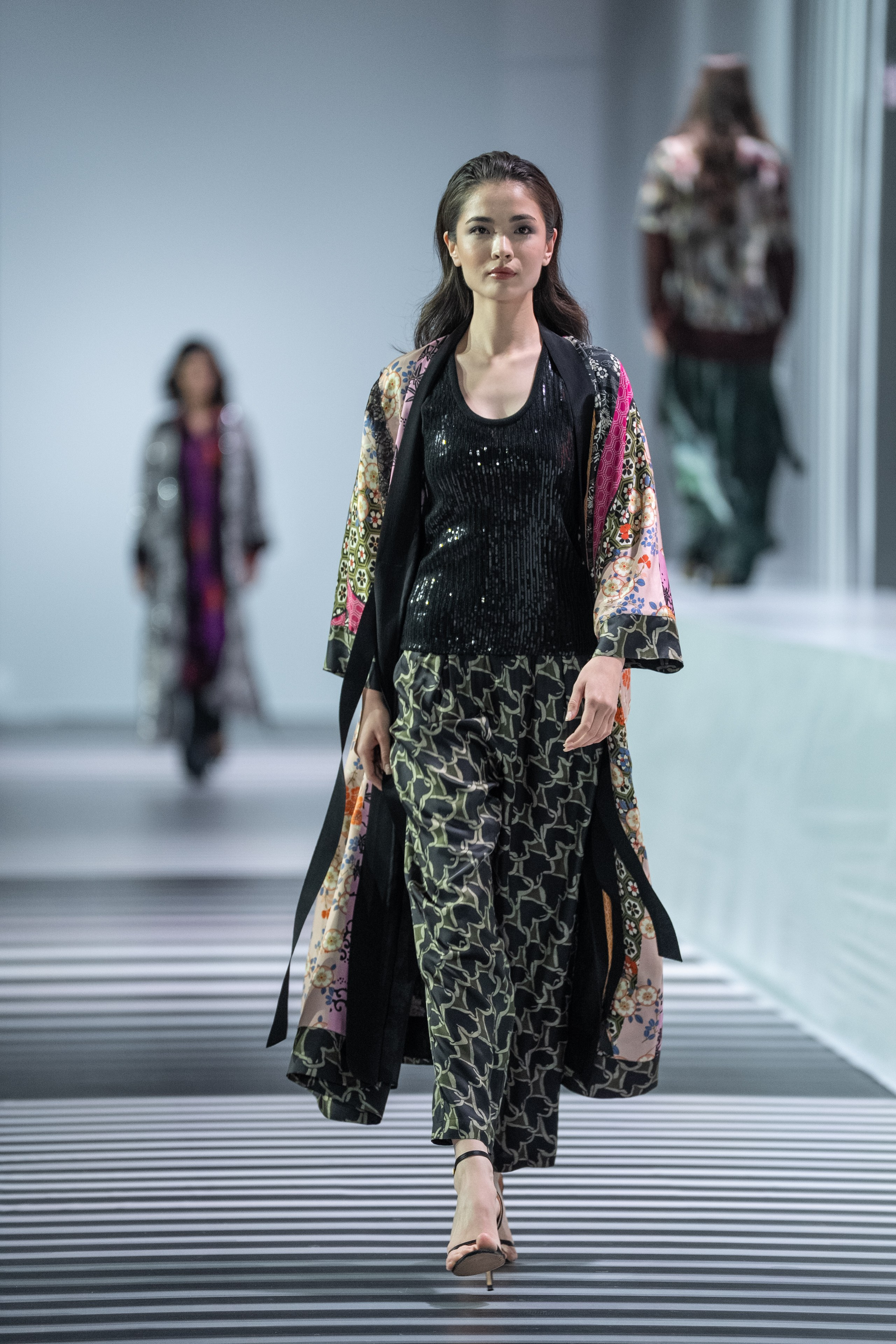 Brad YEARLAN ZHOLDASBEK. Сайт Алматинского НЮ АРТ, будуар и фэшн фотографа Дениса Карпенко