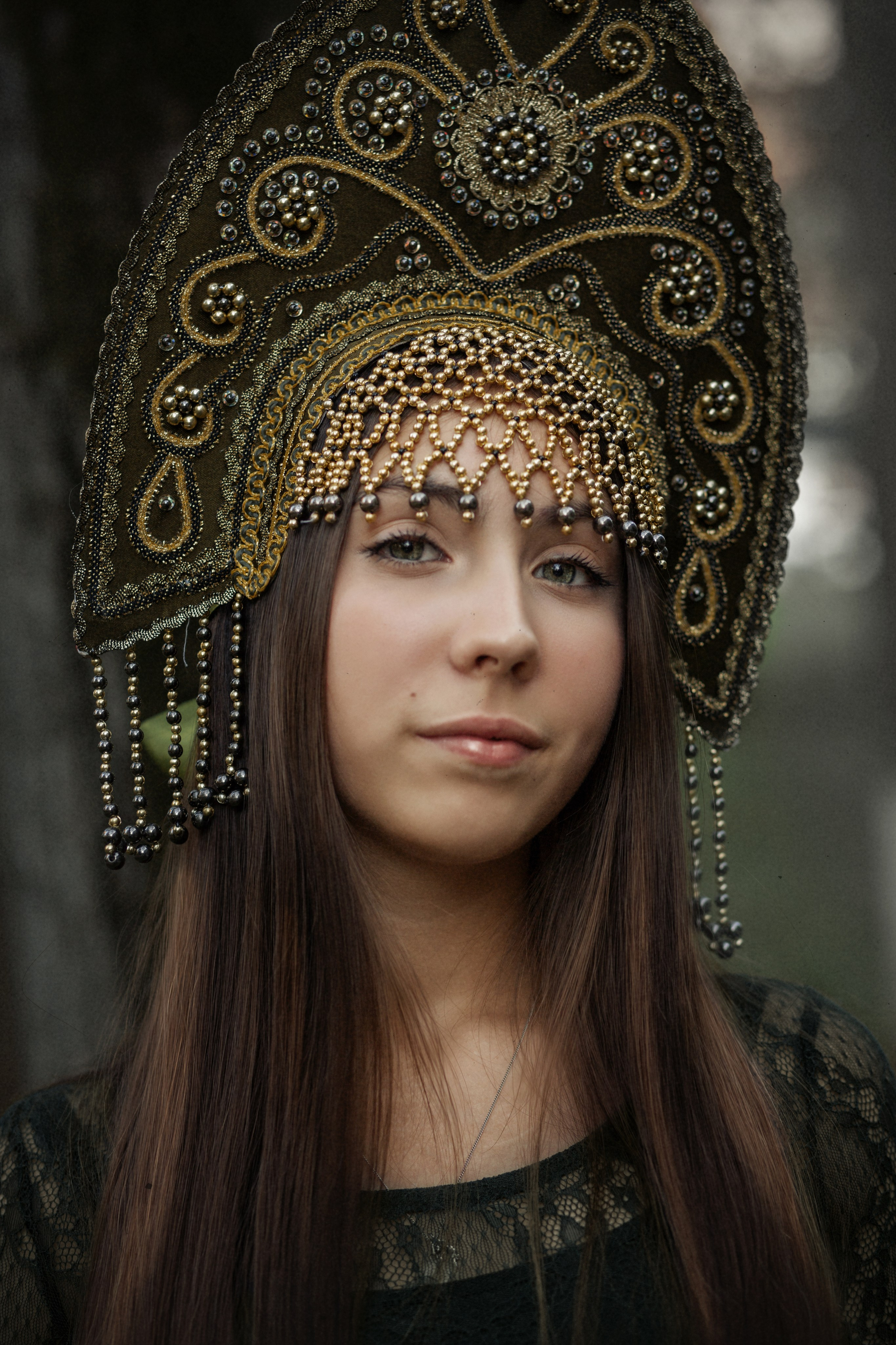 ЖЕНСКИЙ ПОРТРЕТ. Главная