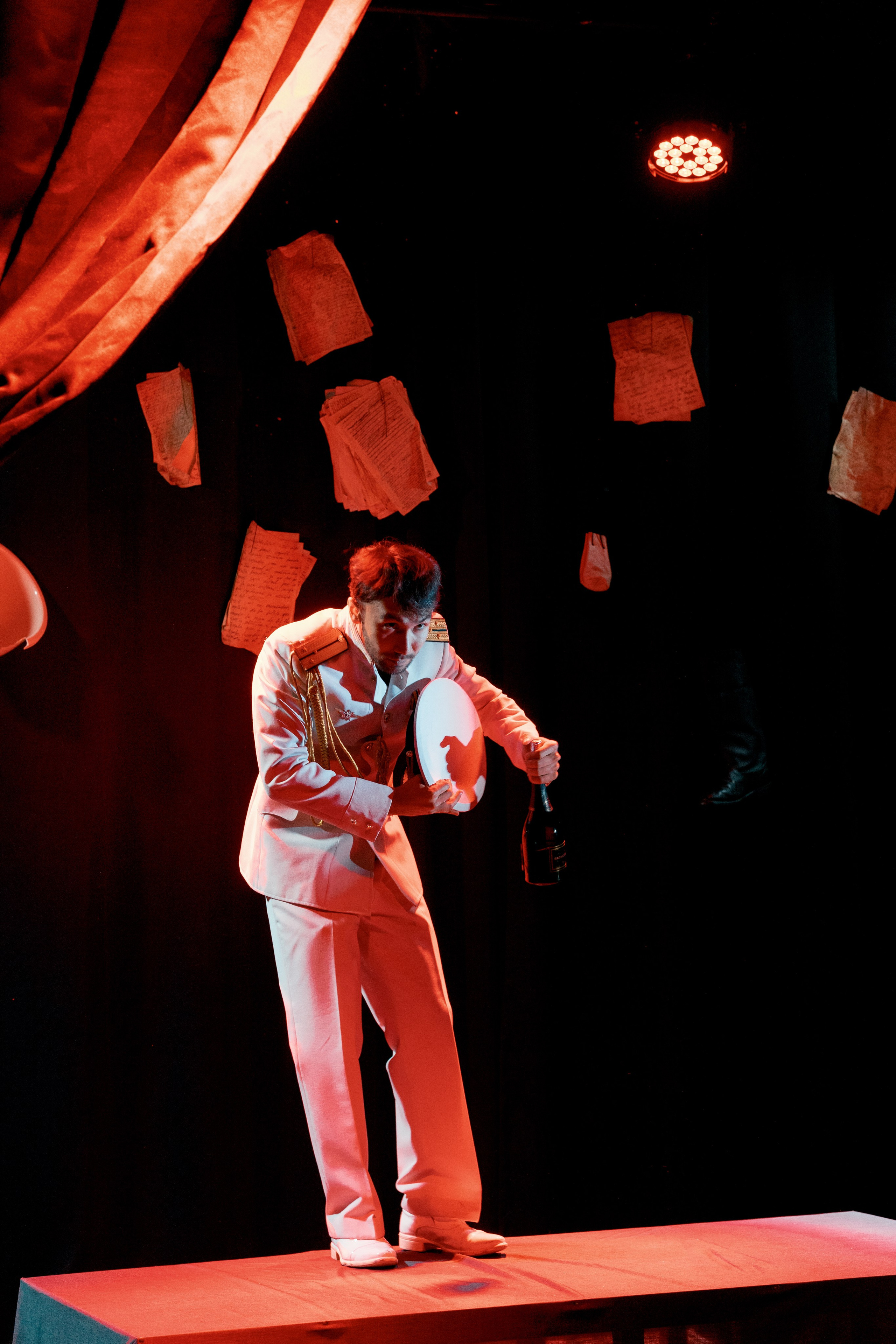 Спектакль «Женитьба». Репортажный и портретный фотограф Андрей Гаровский