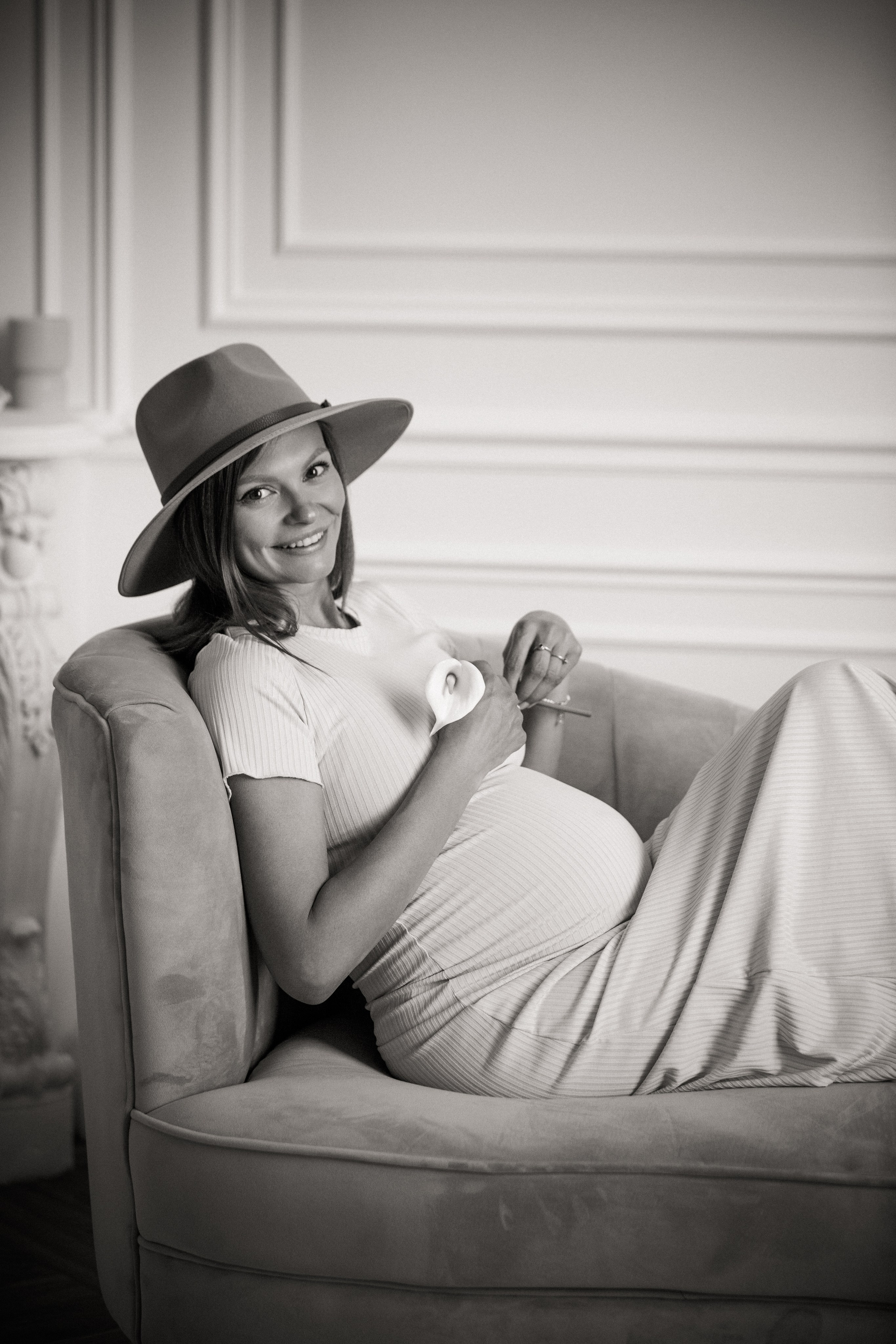 Фотосессия беременности в студии. X-Place студия в Москве. Свадебный и семейный фотограф в Москве и Подмосковье Лариса Козлова