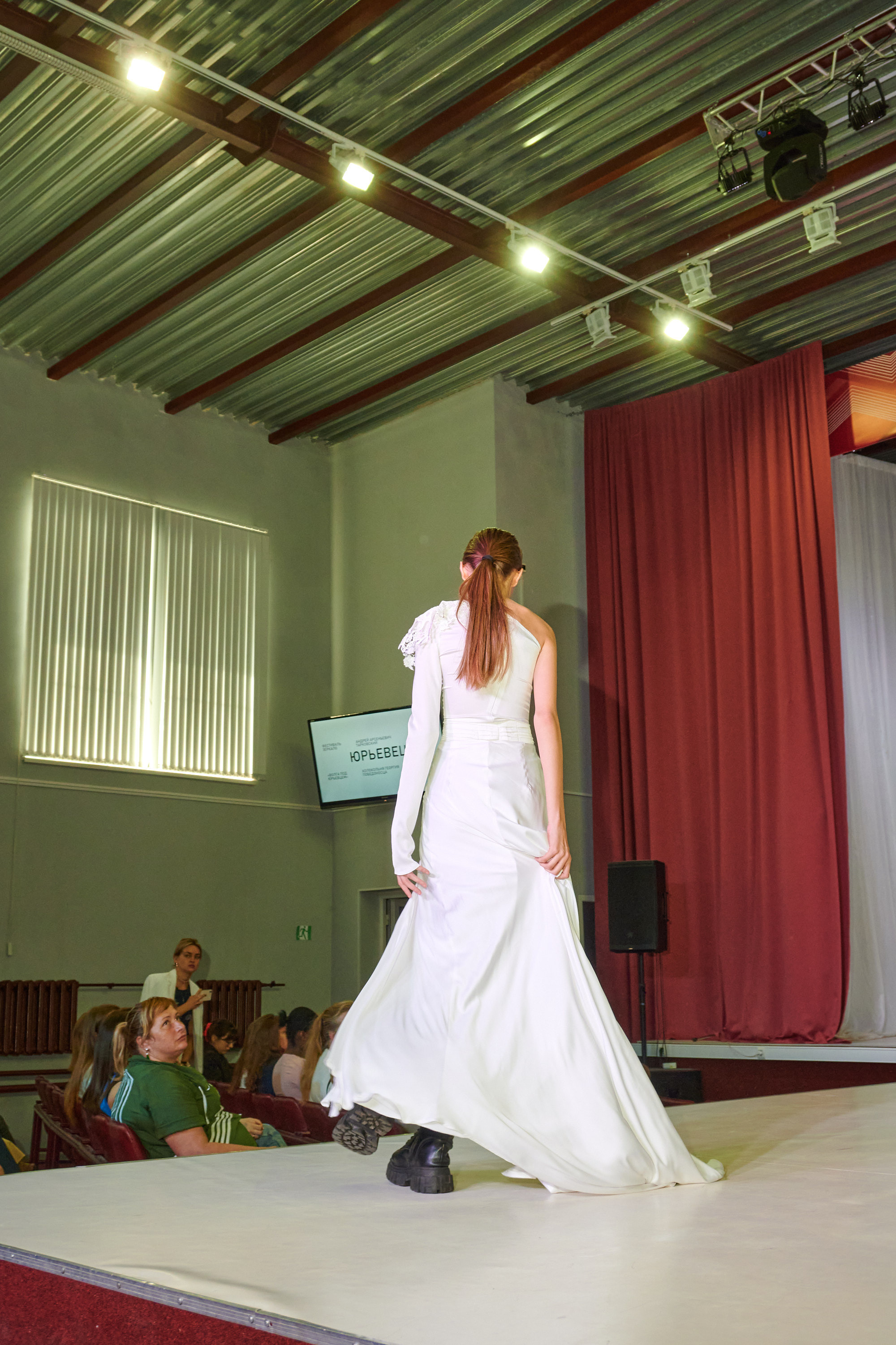 Русский силуэт иваново 26 июня. Фотограф в Иваново: Каталожная съемка одежды и постельного белья, Wildberries