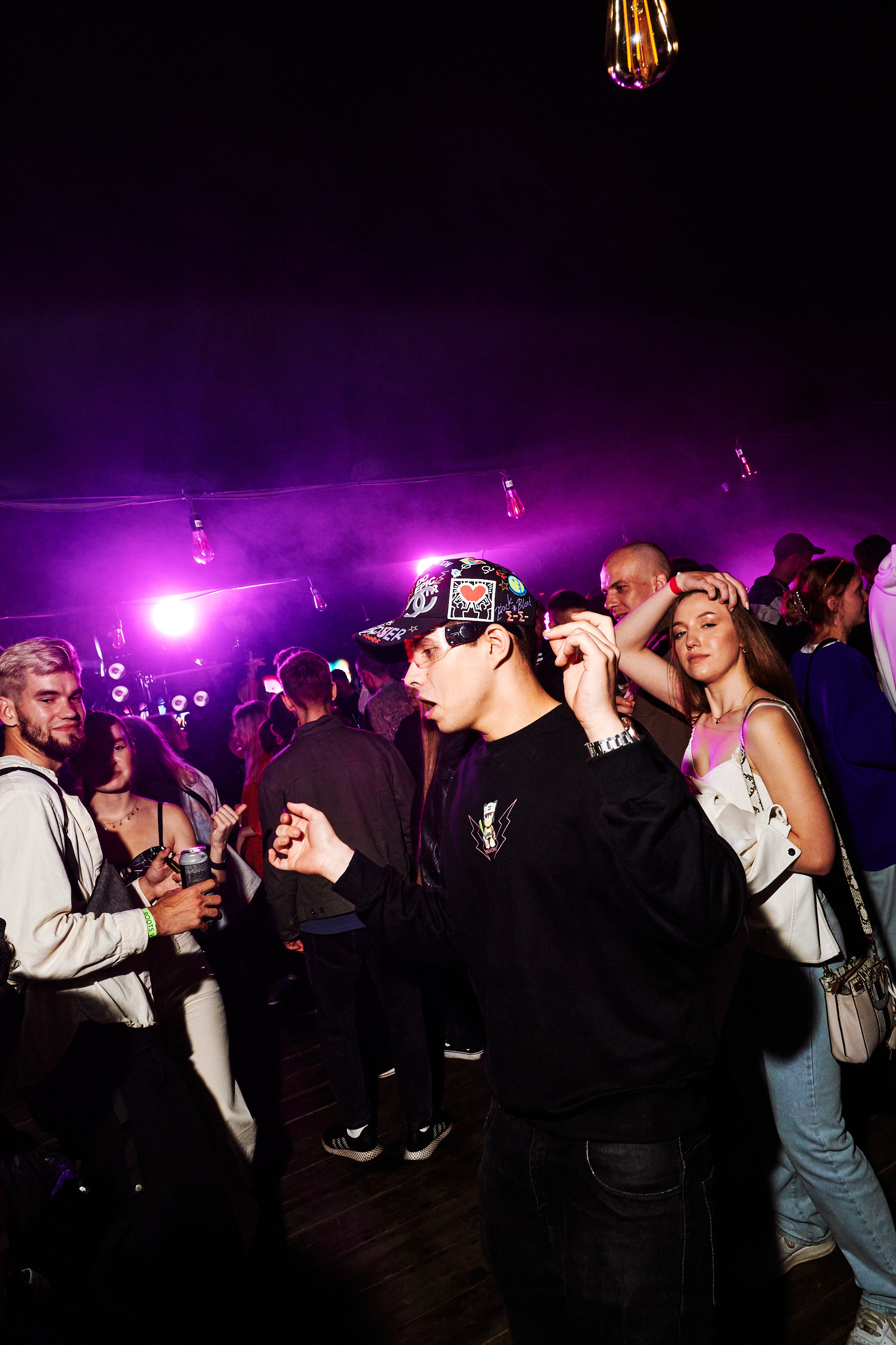 Репортажная съемка в Ёлки бар. Фотограф в Иваново: Каталожная съемка одежды и постельного белья, Wildberries