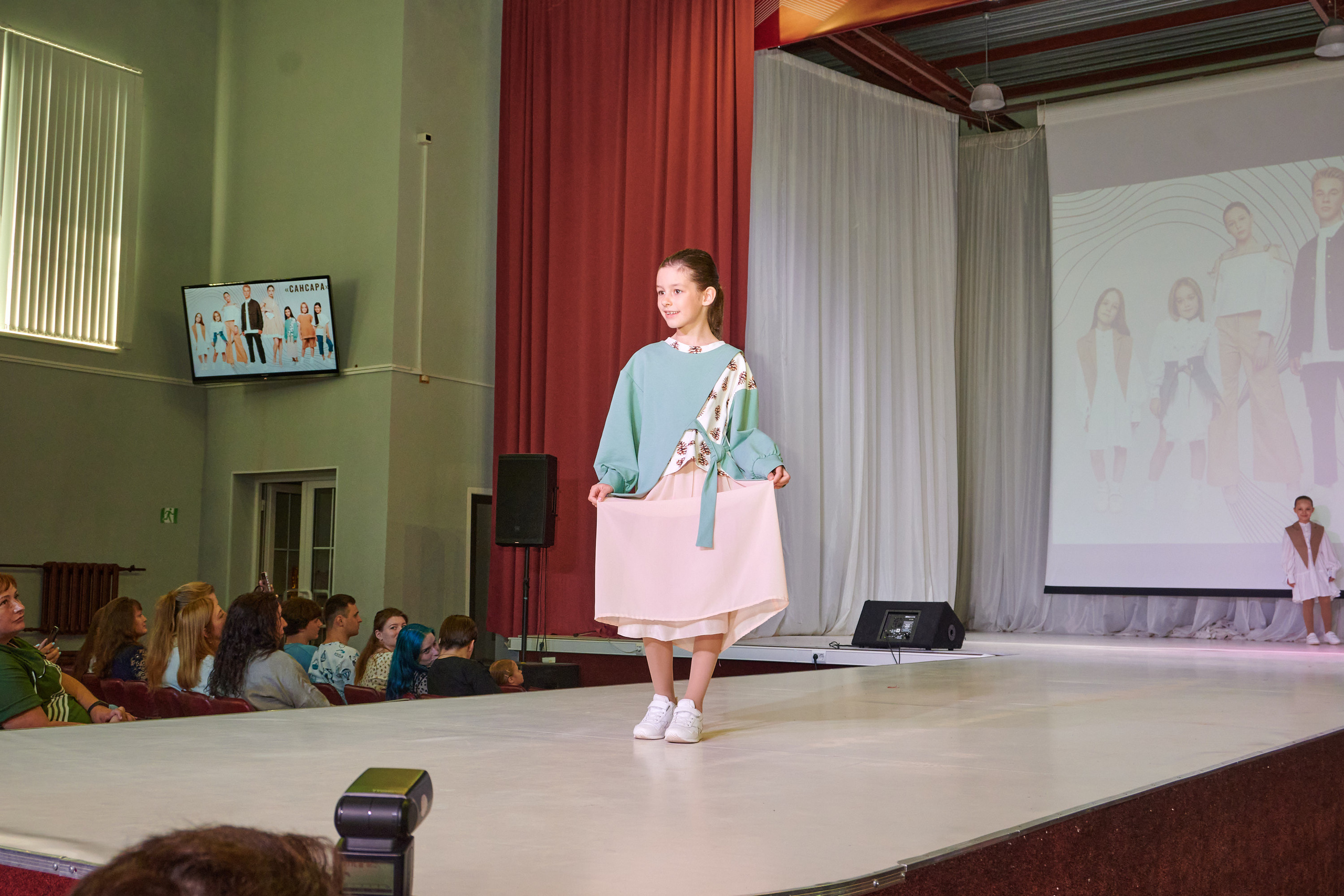 Русский силуэт иваново 26 июня. Фотограф в Иваново: Каталожная съемка одежды и постельного белья, Wildberries