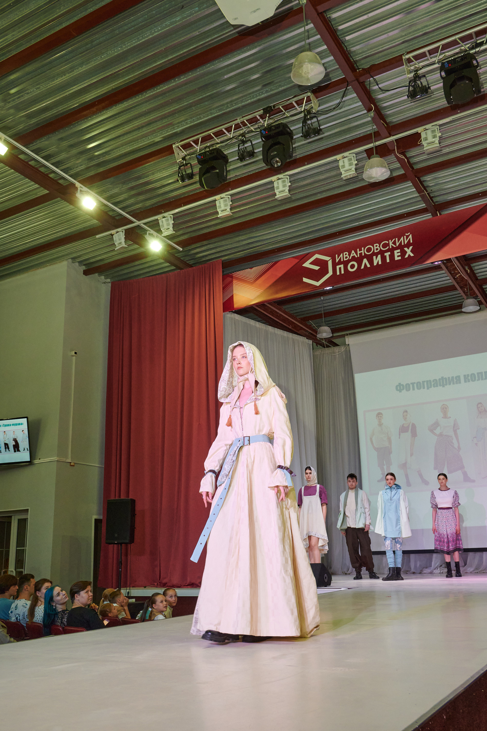 Русский силуэт иваново 26 июня. Фотограф в Иваново: Каталожная съемка одежды и постельного белья, Wildberries