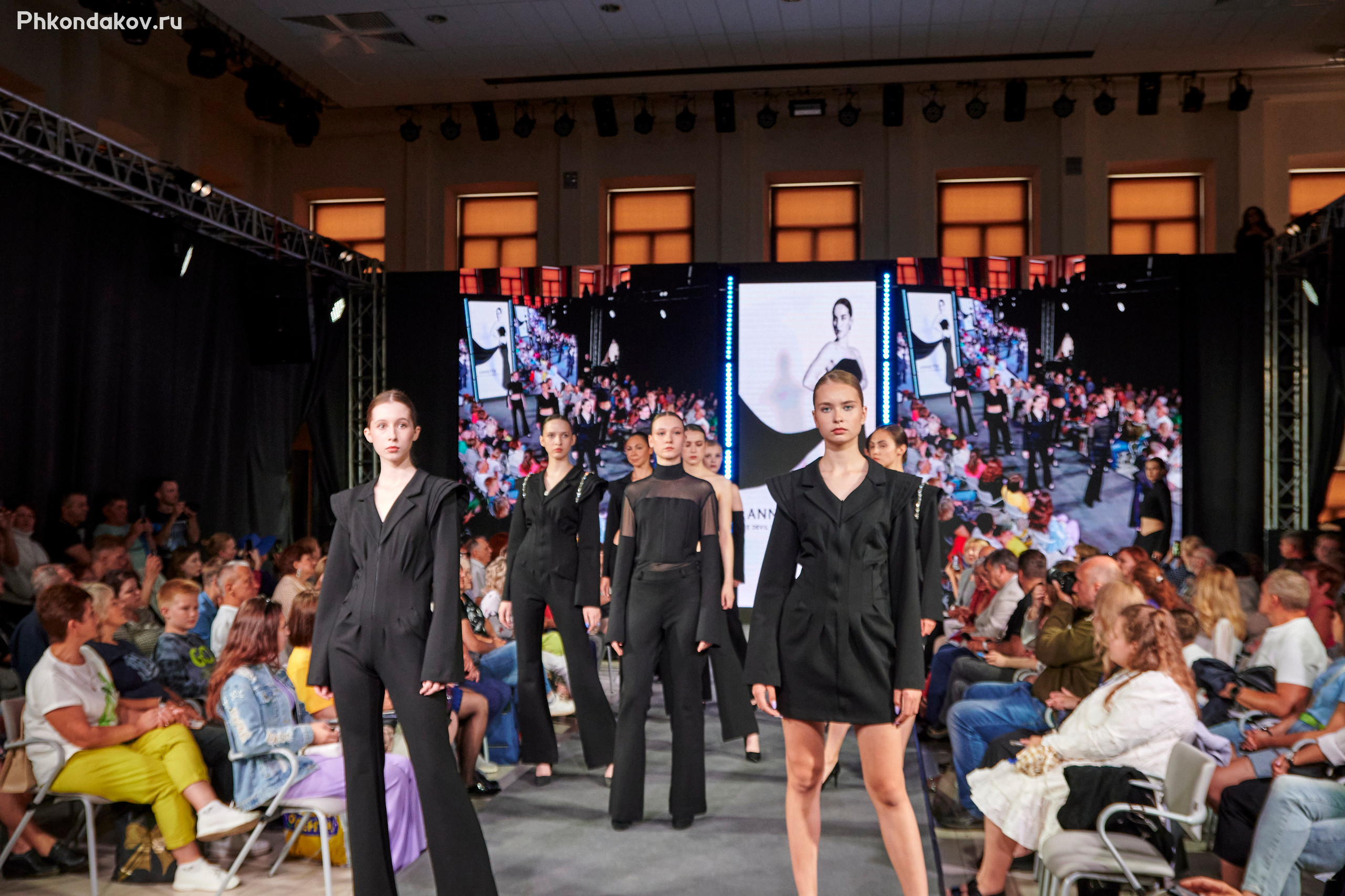 Плес льняная палитра 2023 репортаж. Фотограф в Иваново: Каталожная съемка одежды и постельного белья, Wildberries