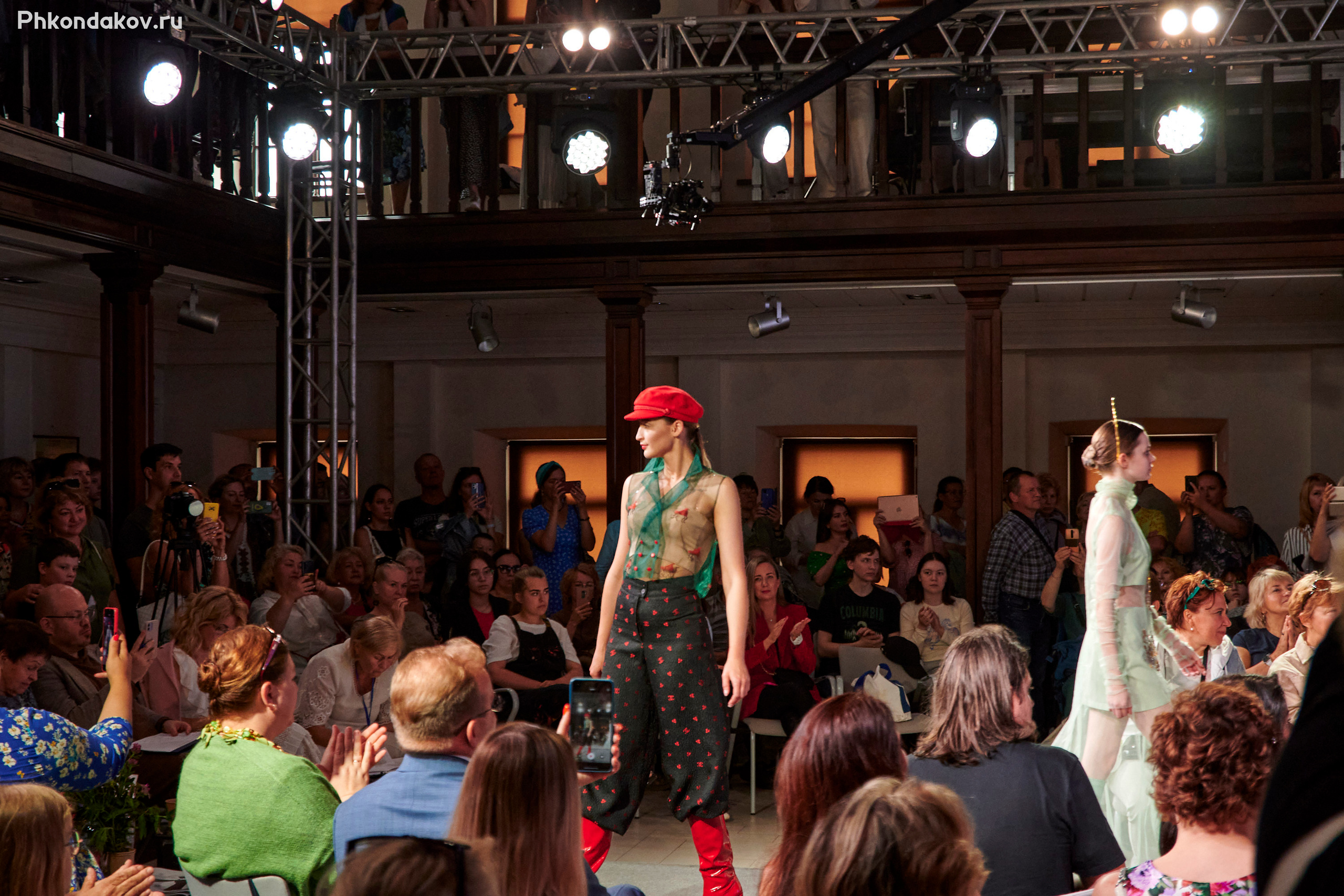 Плес льняная палитра 2023 репортаж. Фотограф в Иваново: Каталожная съемка одежды и постельного белья, Wildberries