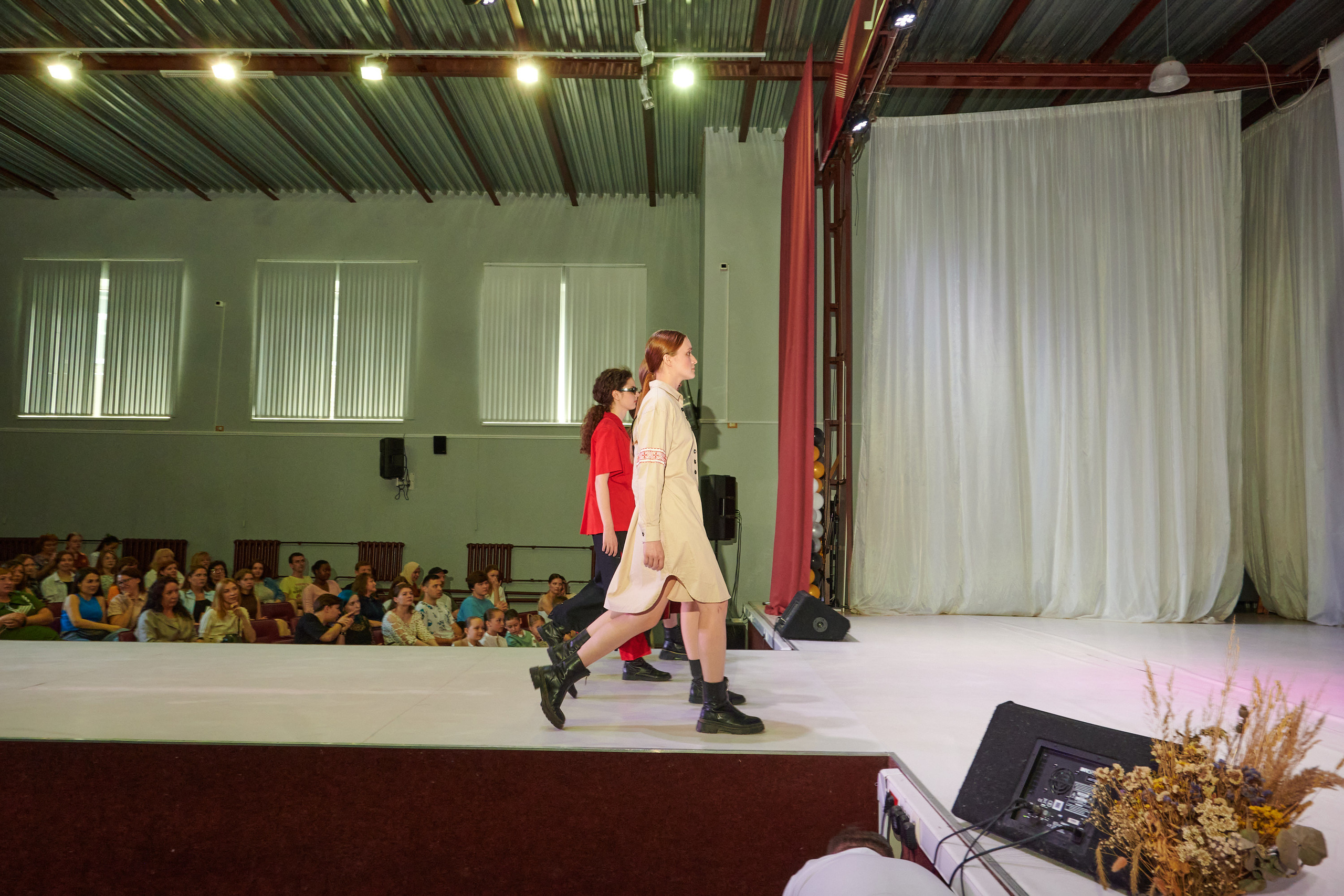 Русский силуэт иваново 26 июня. Фотограф в Иваново: Каталожная съемка одежды и постельного белья, Wildberries