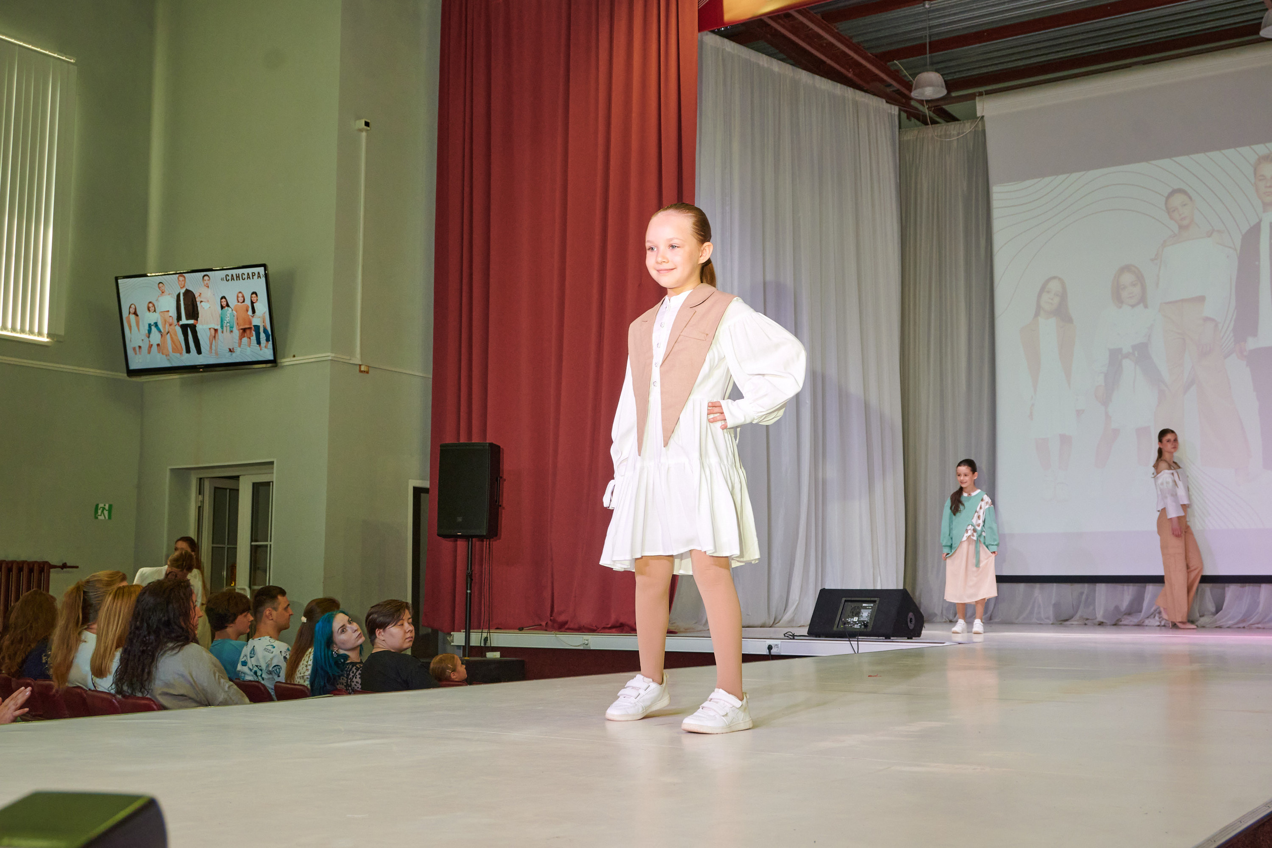 Русский силуэт иваново 26 июня. Фотограф в Иваново: Каталожная съемка одежды и постельного белья, Wildberries