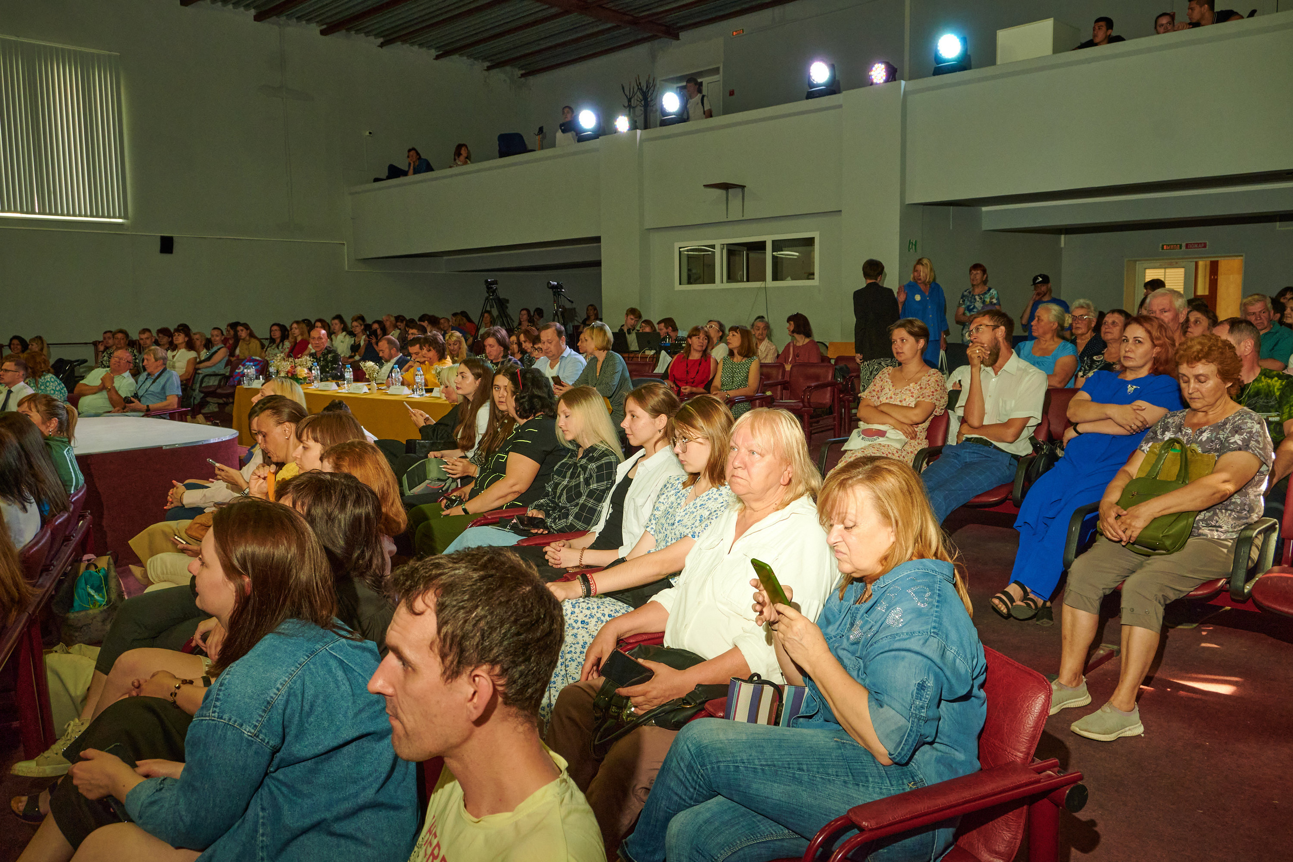 Русский силуэт иваново 26 июня. Фотограф в Иваново: Каталожная съемка одежды и постельного белья, Wildberries