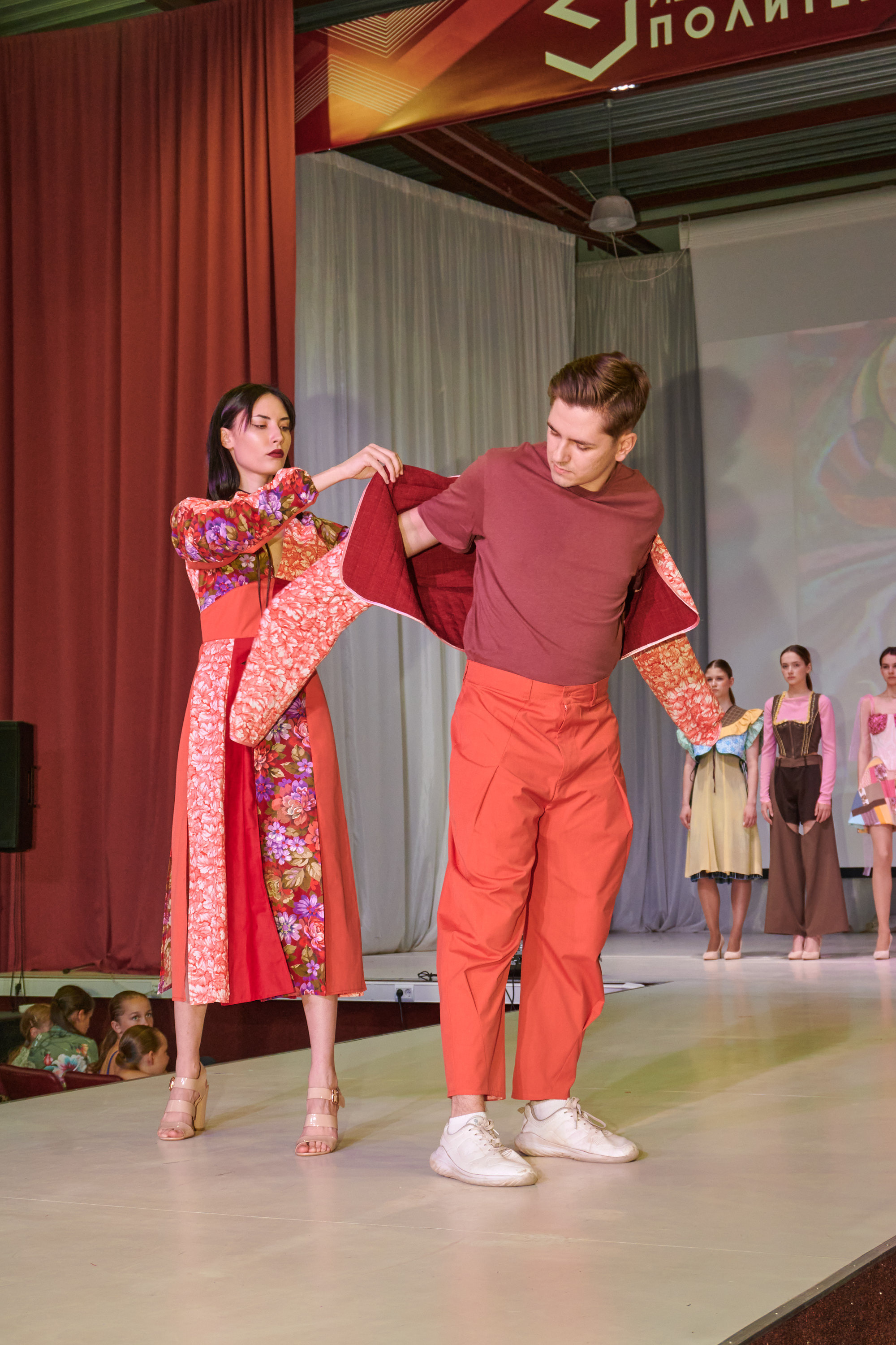 Русский силуэт иваново 26 июня. Фотограф в Иваново: Каталожная съемка одежды и постельного белья, Wildberries