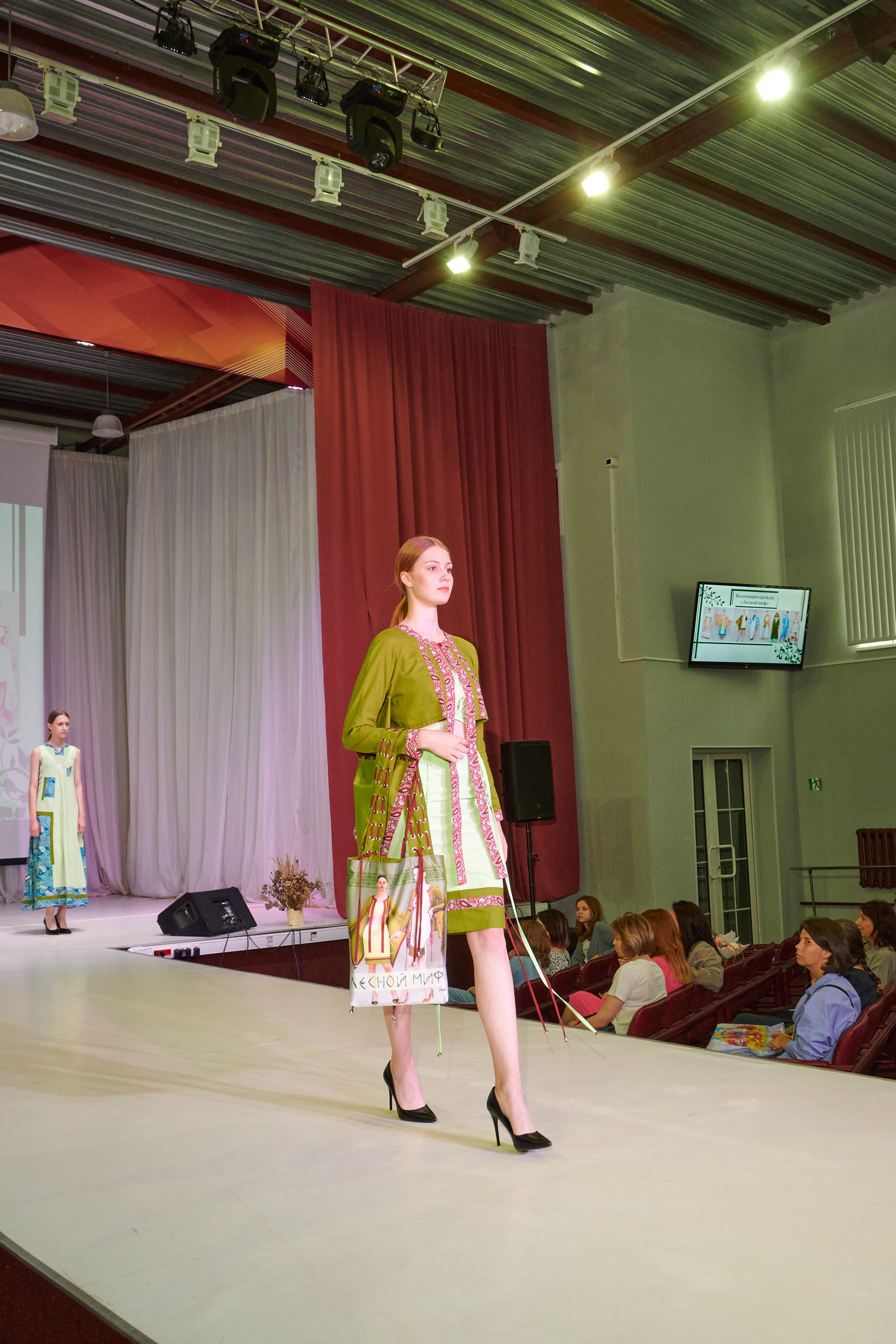 Русский силуэт иваново 26 июня. Фотограф в Иваново: Каталожная съемка одежды и постельного белья, Wildberries