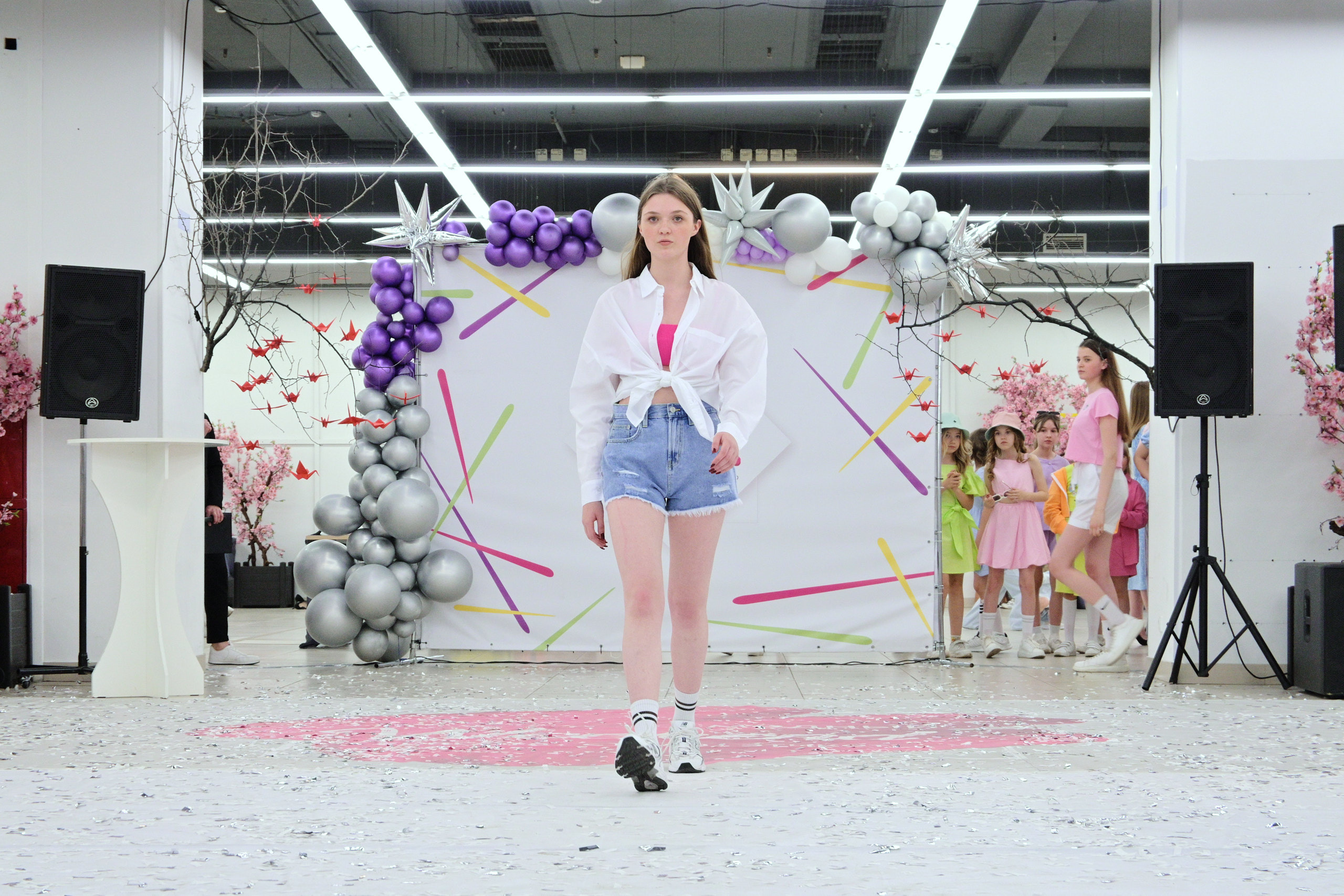 Показ Артплей в Евролэнд 09.06.2023. Фотограф в Иваново: Каталожная съемка одежды и постельного белья, Wildberries