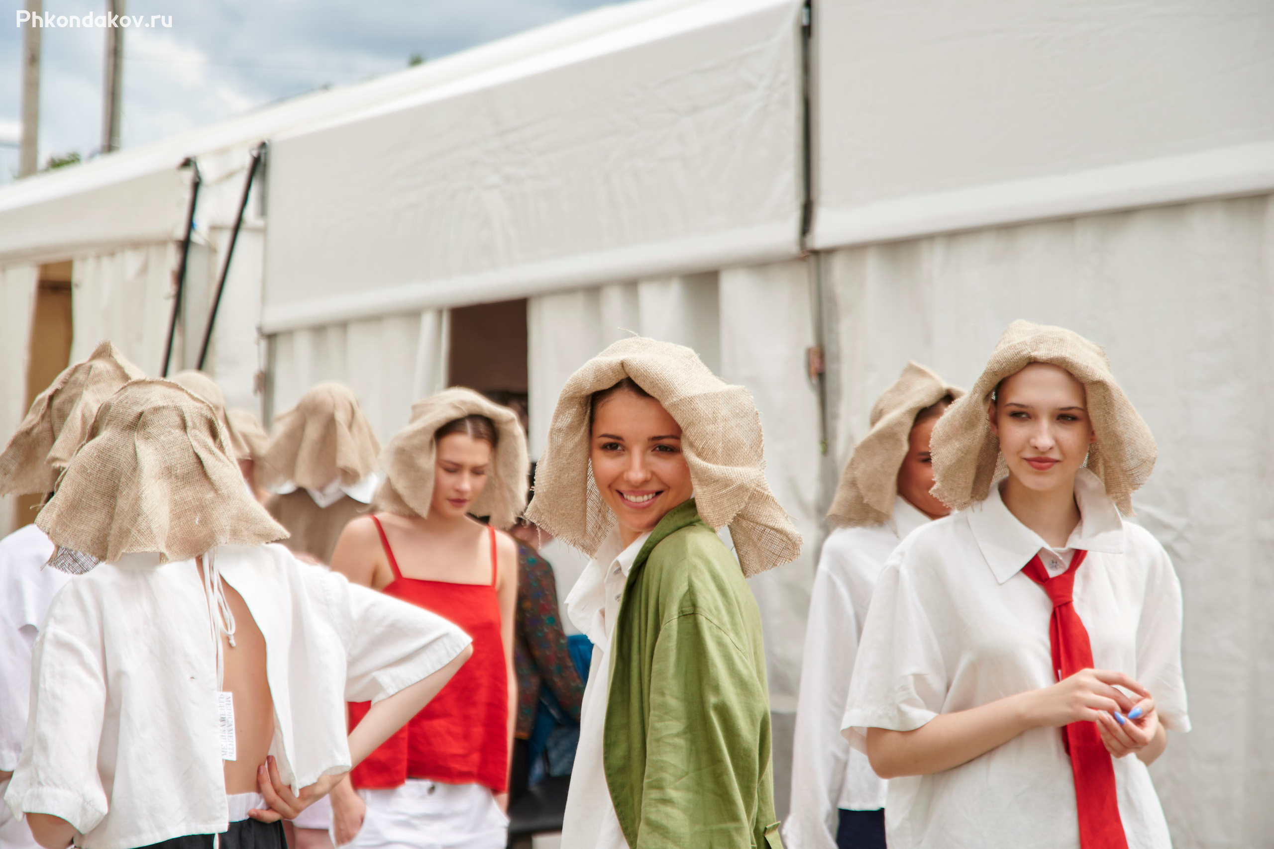 Плес льняная палитра 2023 репортаж. Фотограф в Иваново: Каталожная съемка одежды и постельного белья, Wildberries