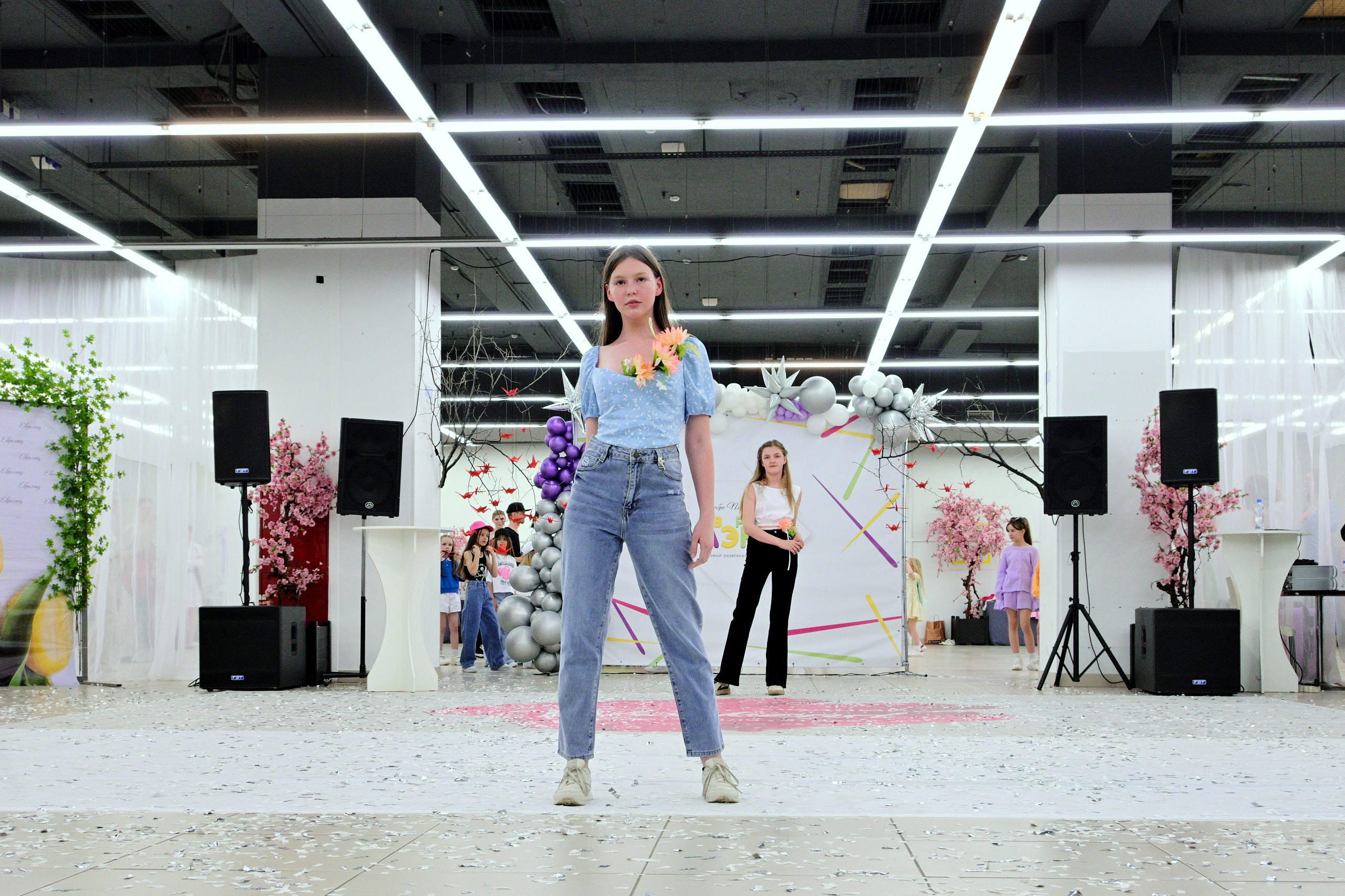 Показ Артплей в Евролэнд 09.06.2023. Фотограф в Иваново: Каталожная съемка одежды и постельного белья, Wildberries