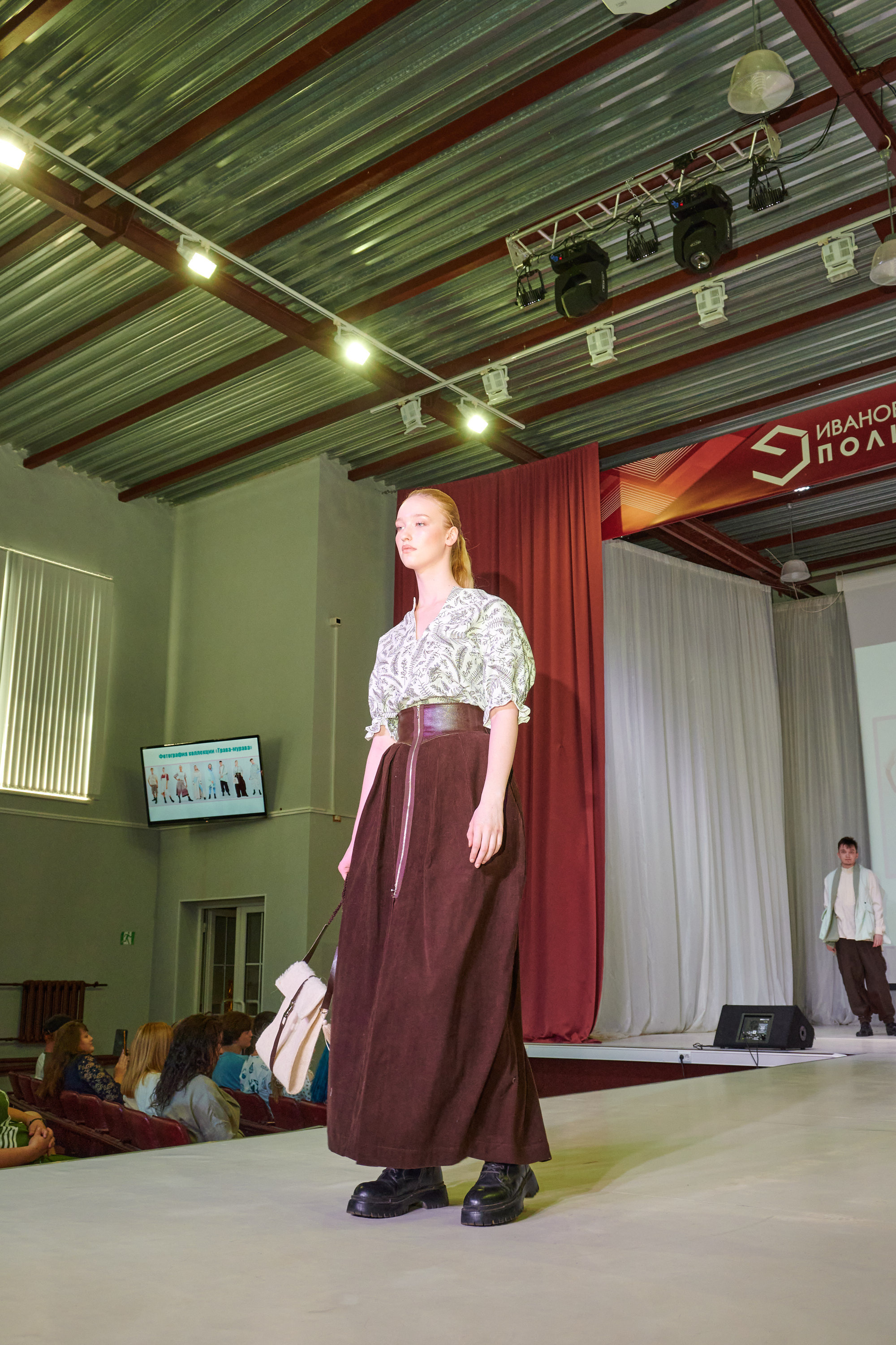 Русский силуэт иваново 26 июня. Фотограф в Иваново: Каталожная съемка одежды и постельного белья, Wildberries