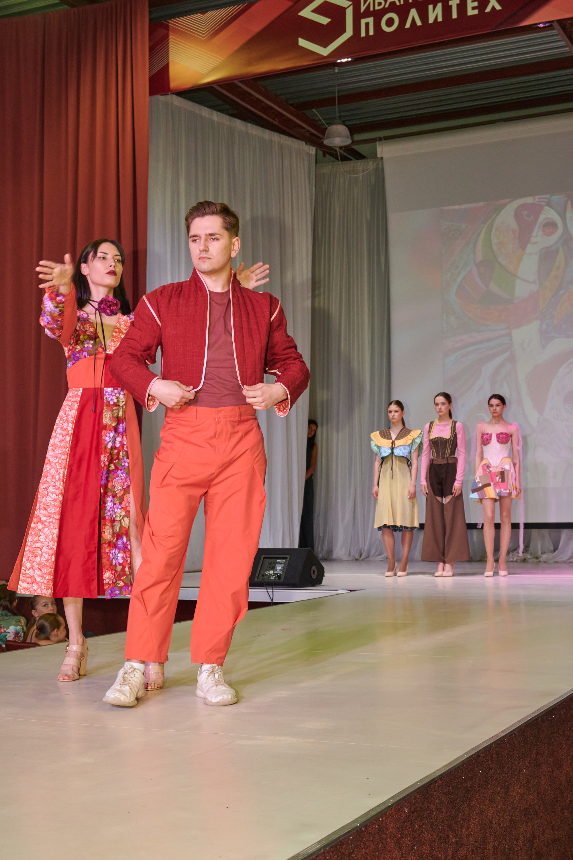 Русский силуэт иваново 26 июня. Фотограф в Иваново: Каталожная съемка одежды и постельного белья, Wildberries