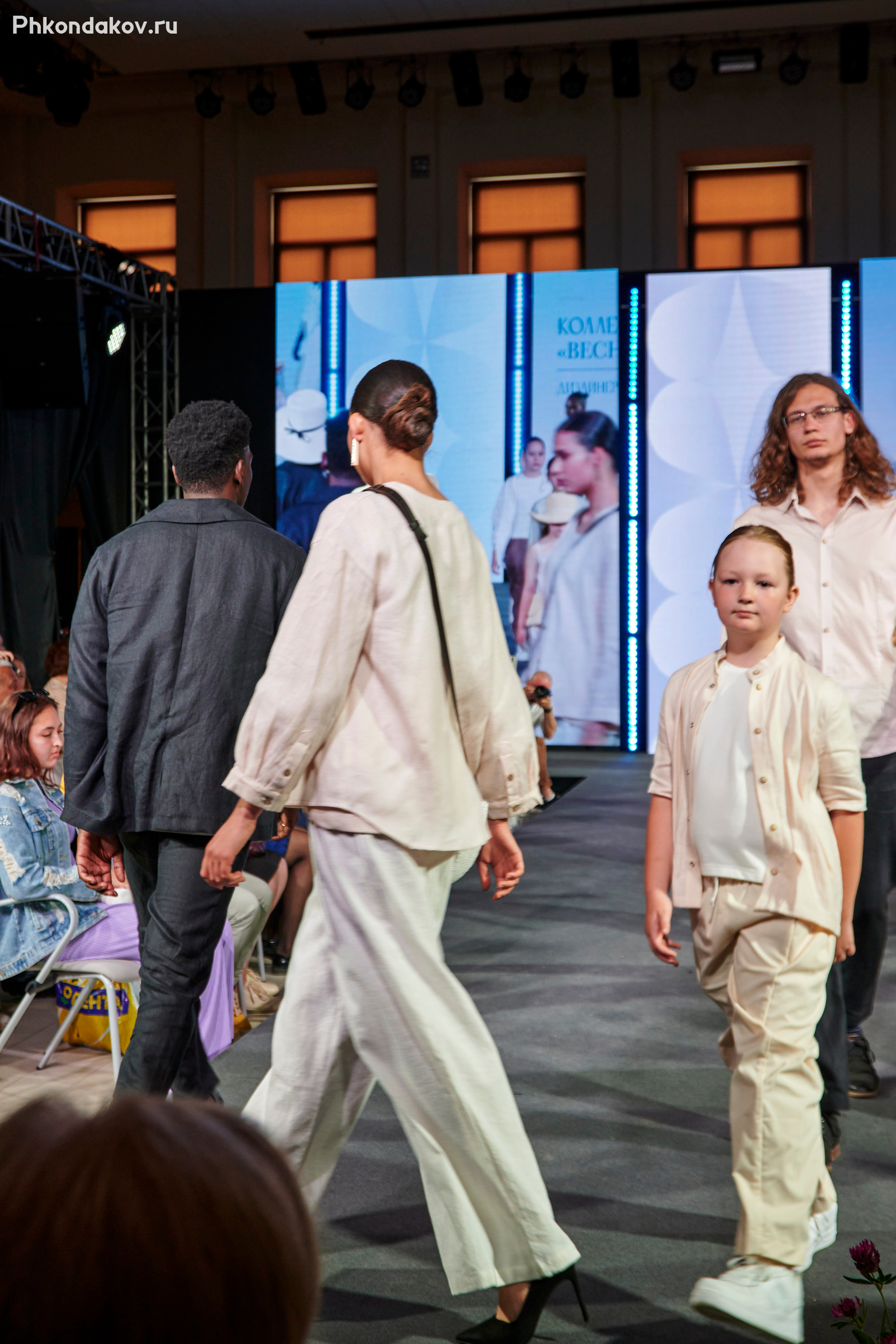 Плес льняная палитра 2023 репортаж. Фотограф в Иваново: Каталожная съемка одежды и постельного белья, Wildberries