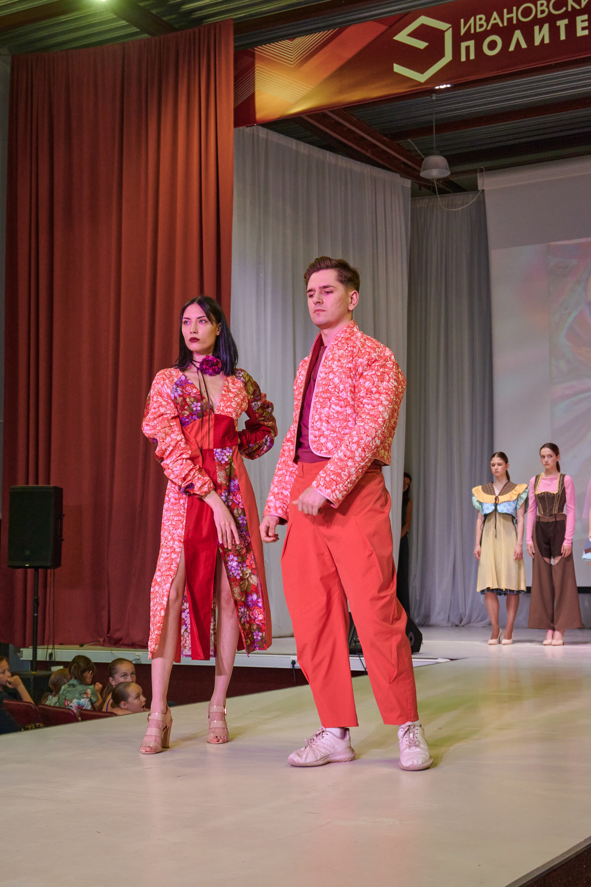 Русский силуэт иваново 26 июня. Фотограф в Иваново: Каталожная съемка одежды и постельного белья, Wildberries