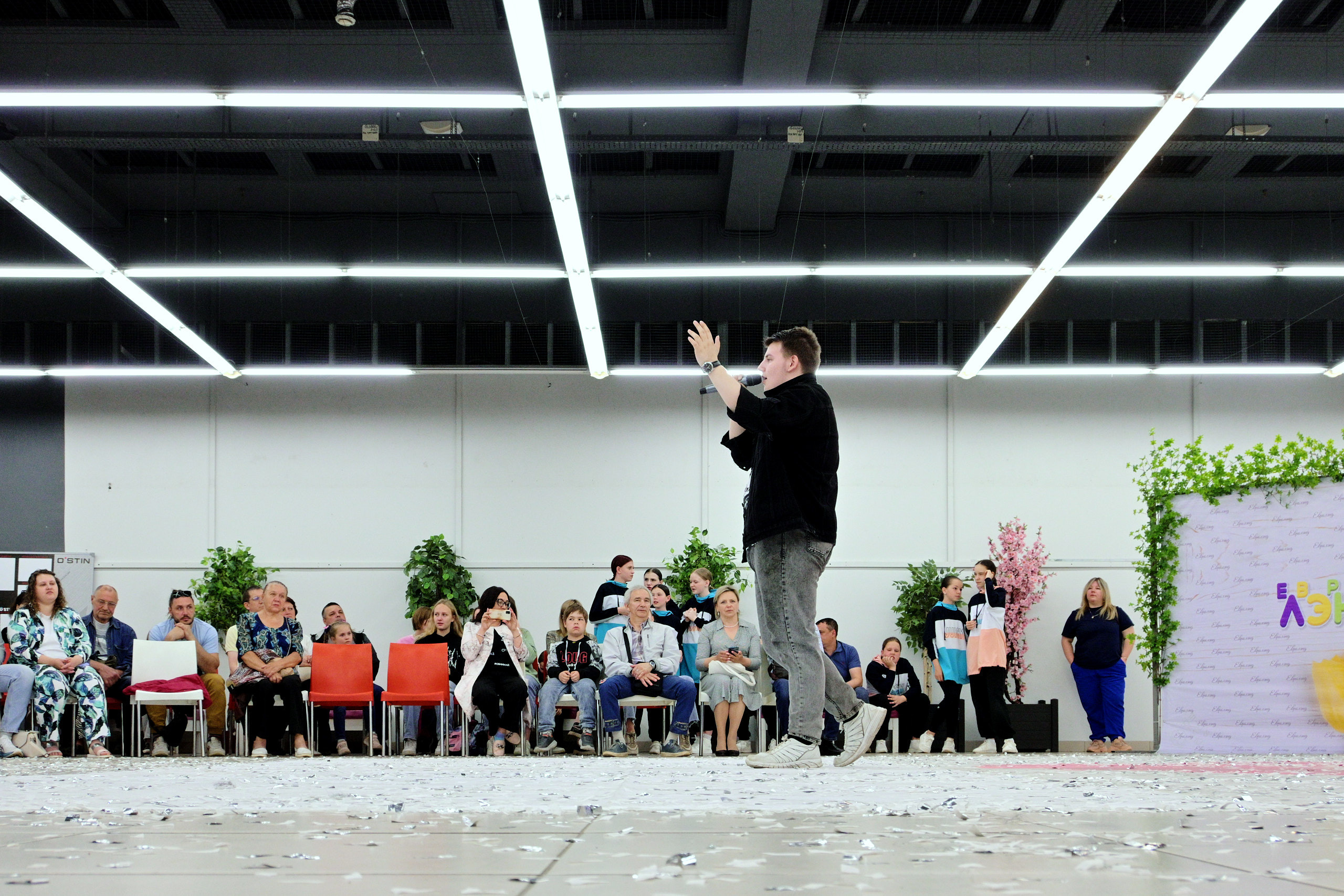 Показ Артплей в Евролэнд 09.06.2023. Фотограф в Иваново: Каталожная съемка одежды и постельного белья, Wildberries