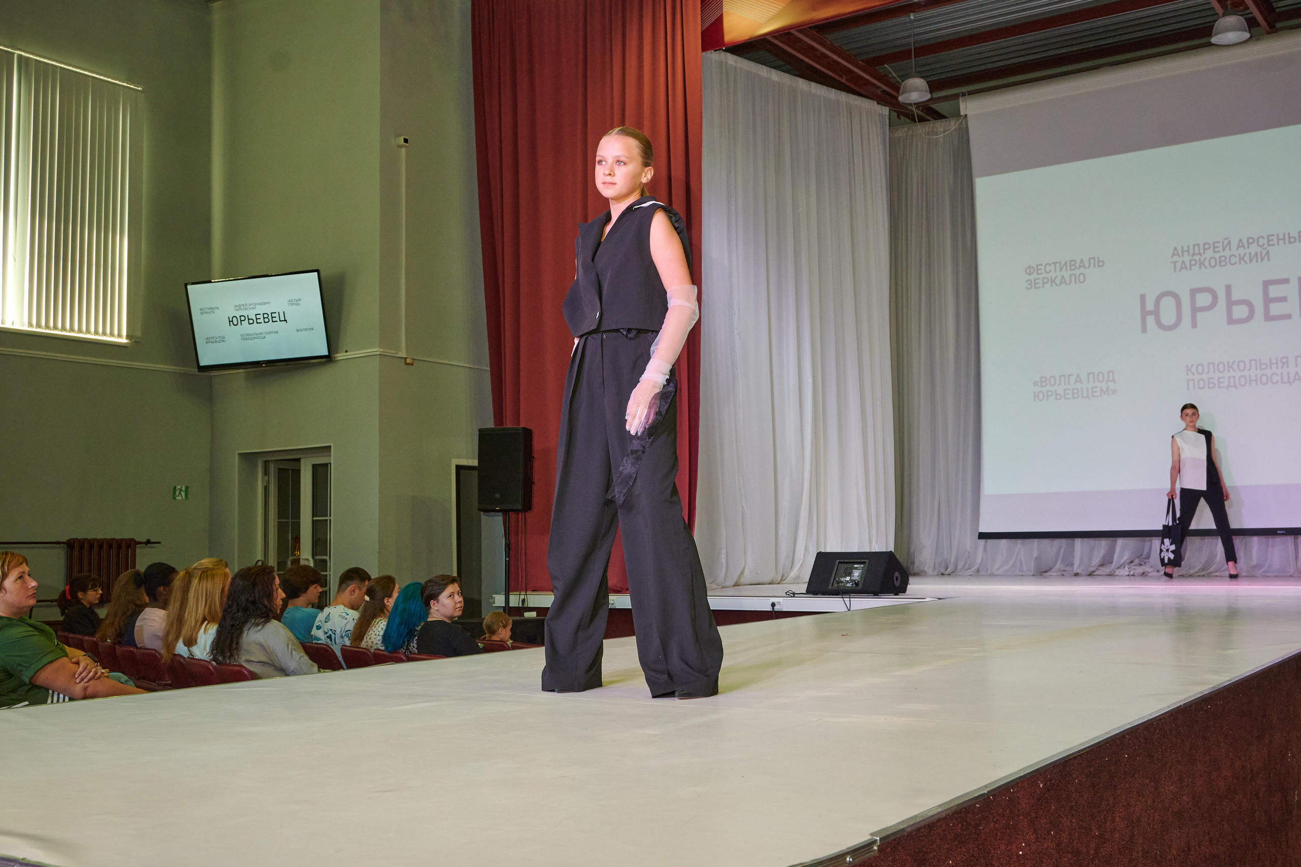 Русский силуэт иваново 26 июня. Фотограф в Иваново: Каталожная съемка одежды и постельного белья, Wildberries